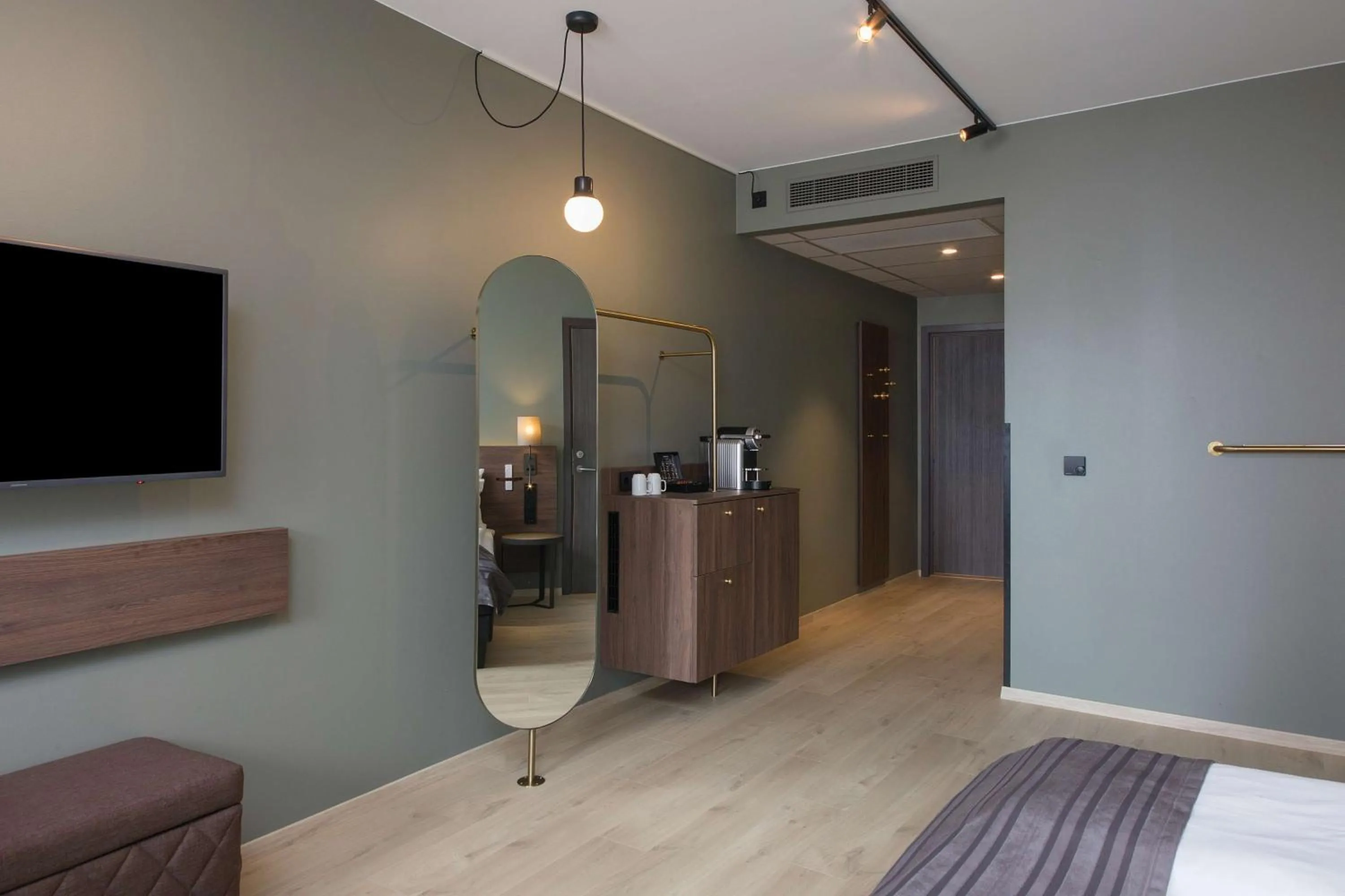 Photo of the whole room, Bed in Scandic Sjølyst