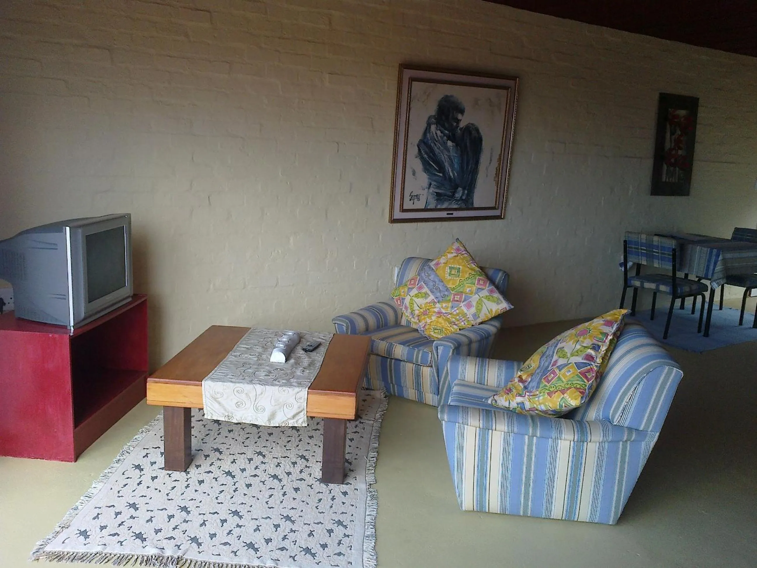 Seating area in Jack's Seaview