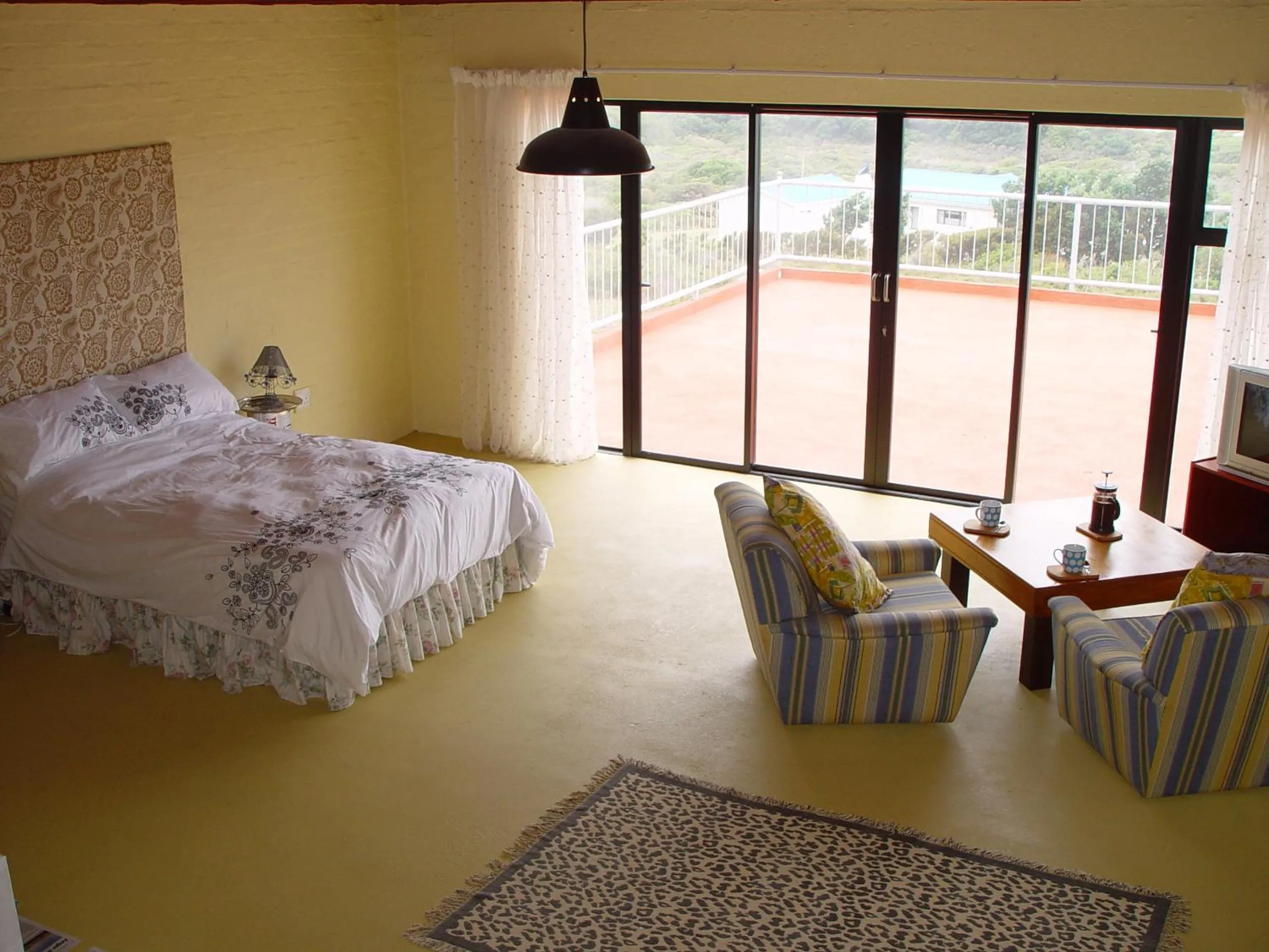 Bedroom, Bed in Jack's Seaview