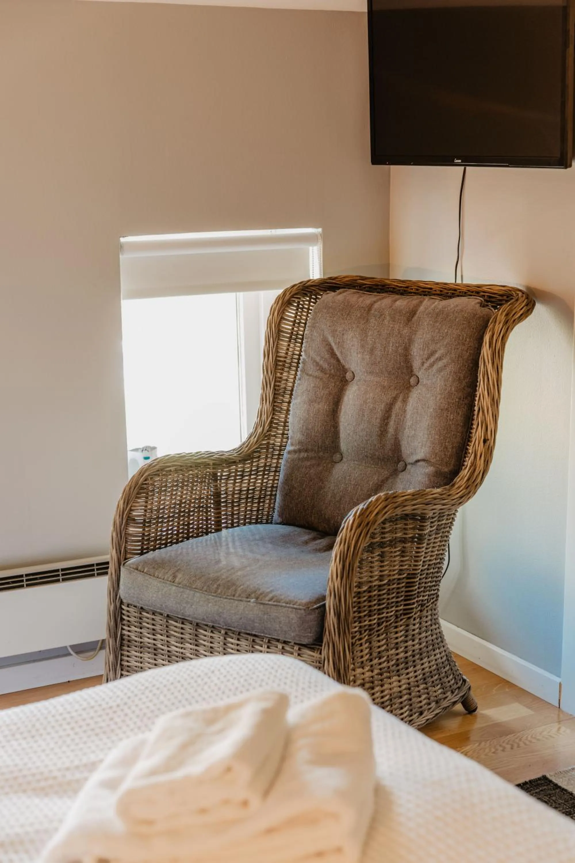 Decorative detail, Bed in Slottsparken Motel