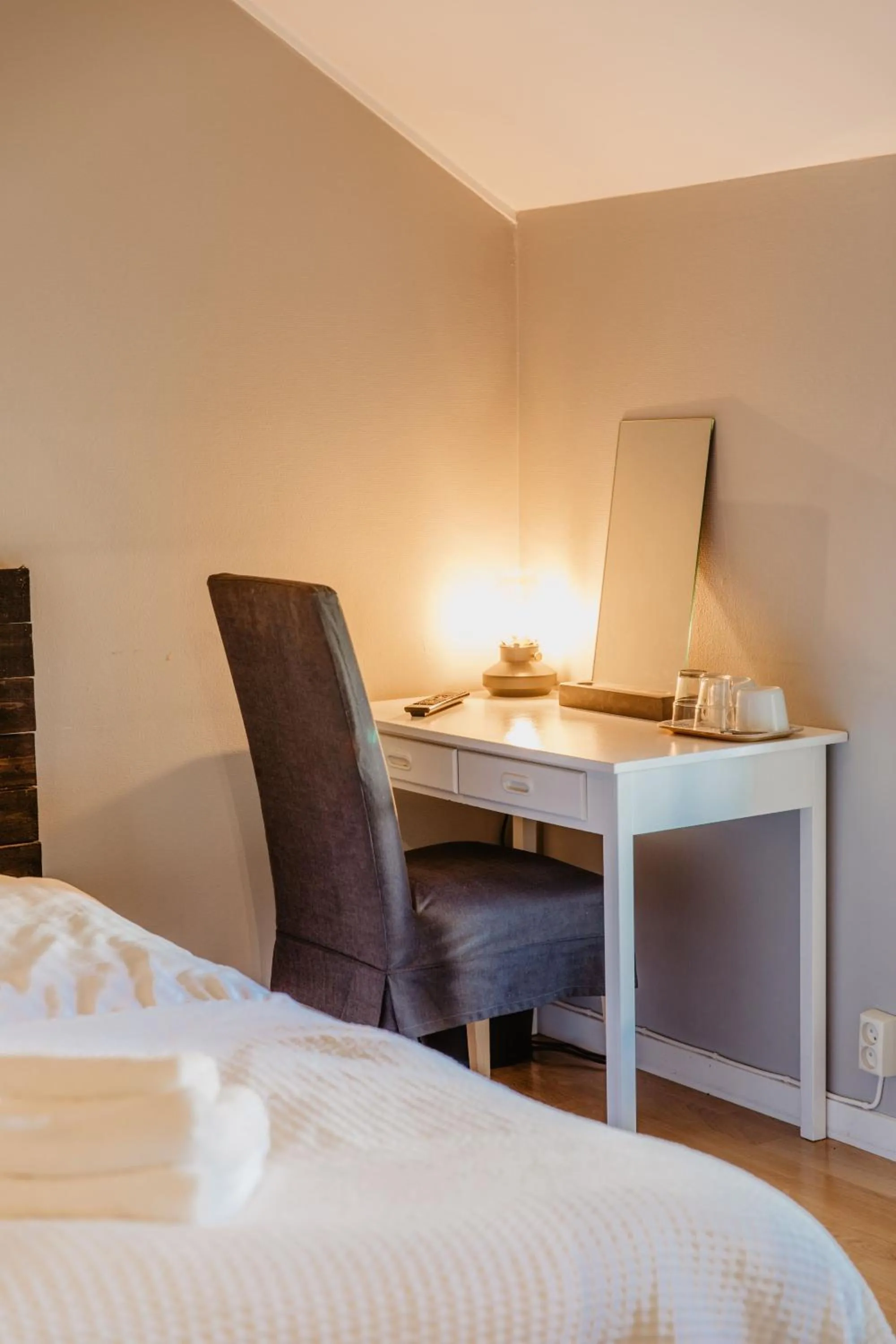 Decorative detail, Bed in Slottsparken Motel