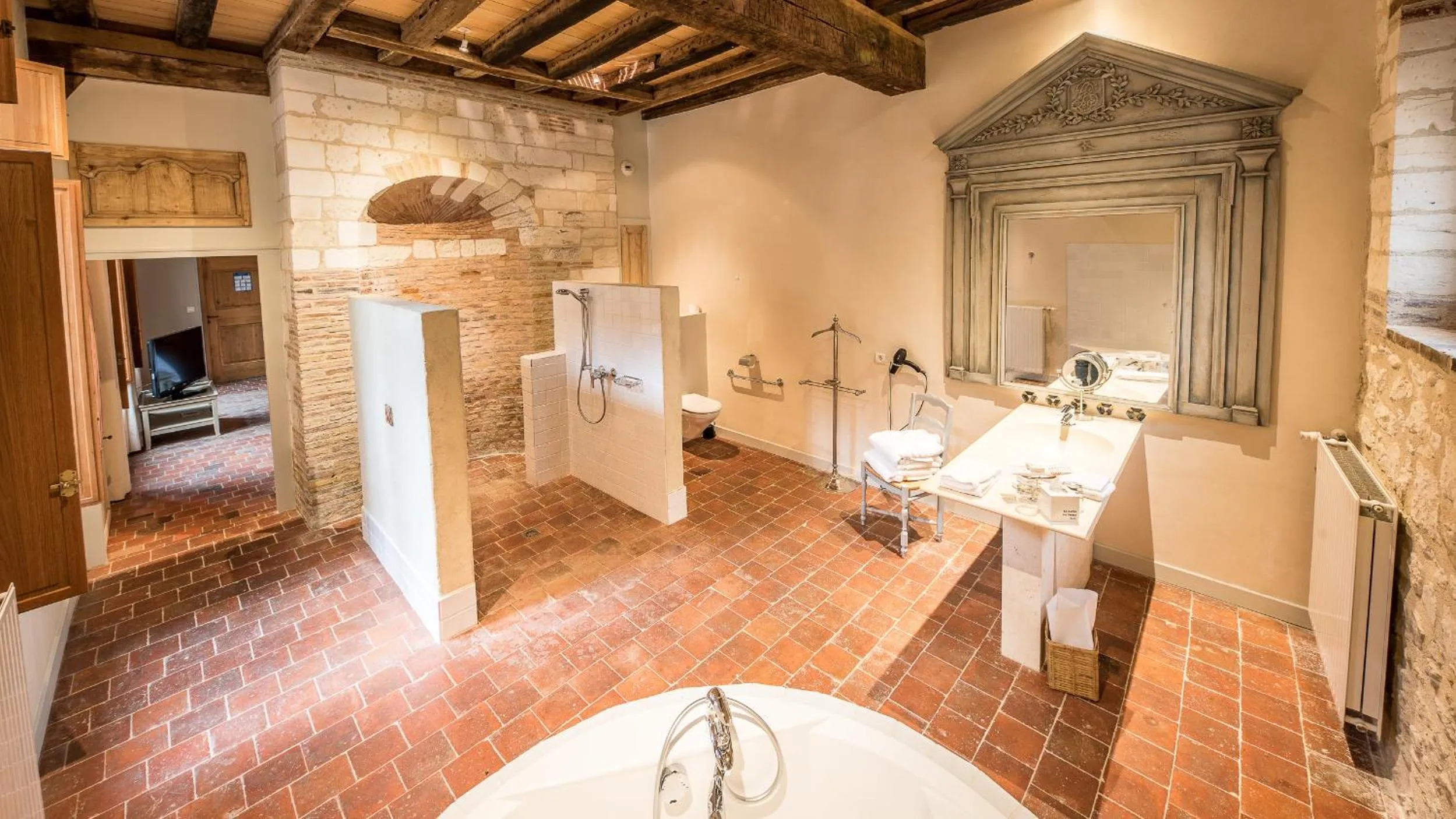 Bathroom in La Maison de Rhodes Hôtel & Spa