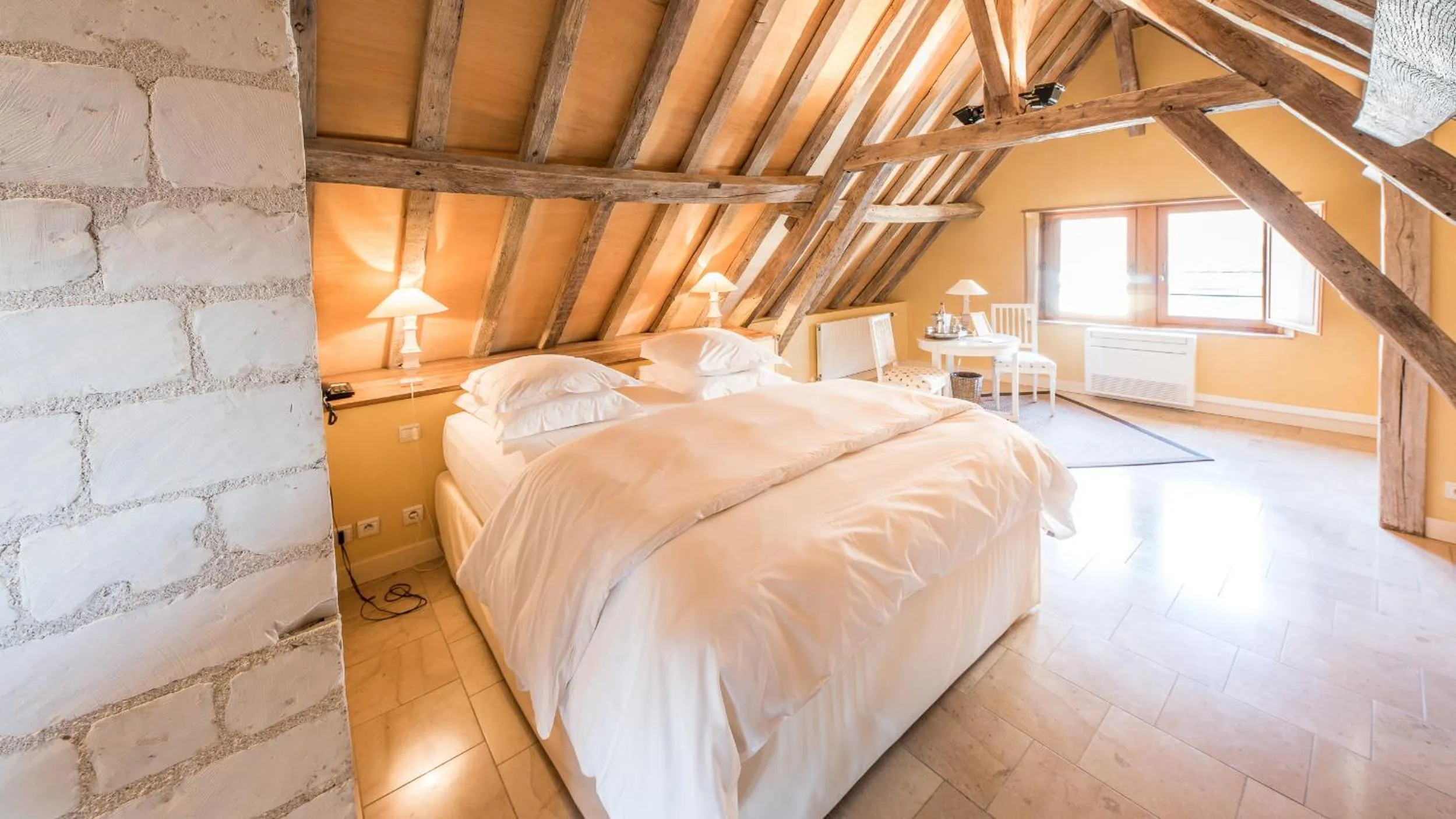 Bedroom, Bed in La Maison de Rhodes Hôtel & Spa