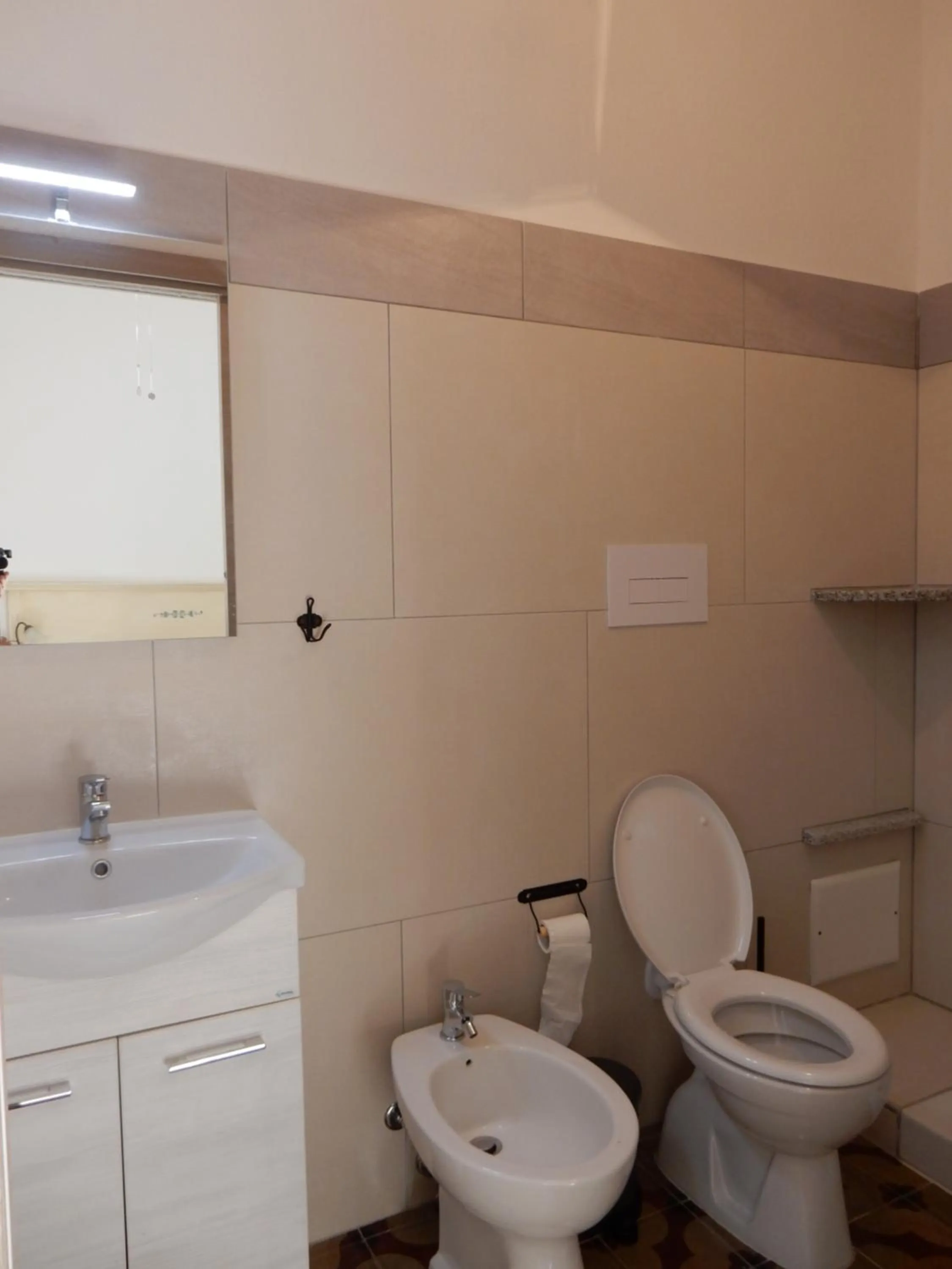 Bathroom in B&B Eleonora D'Arborea, Centro Storico