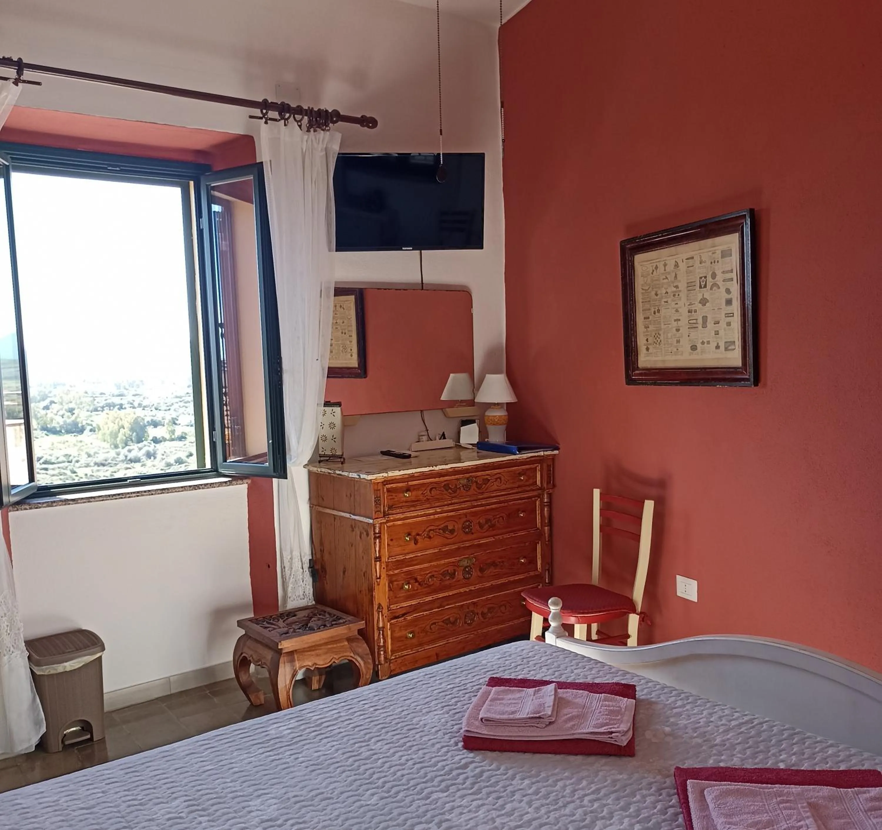 Bedroom, Bed in B&B Eleonora D'Arborea, Centro Storico