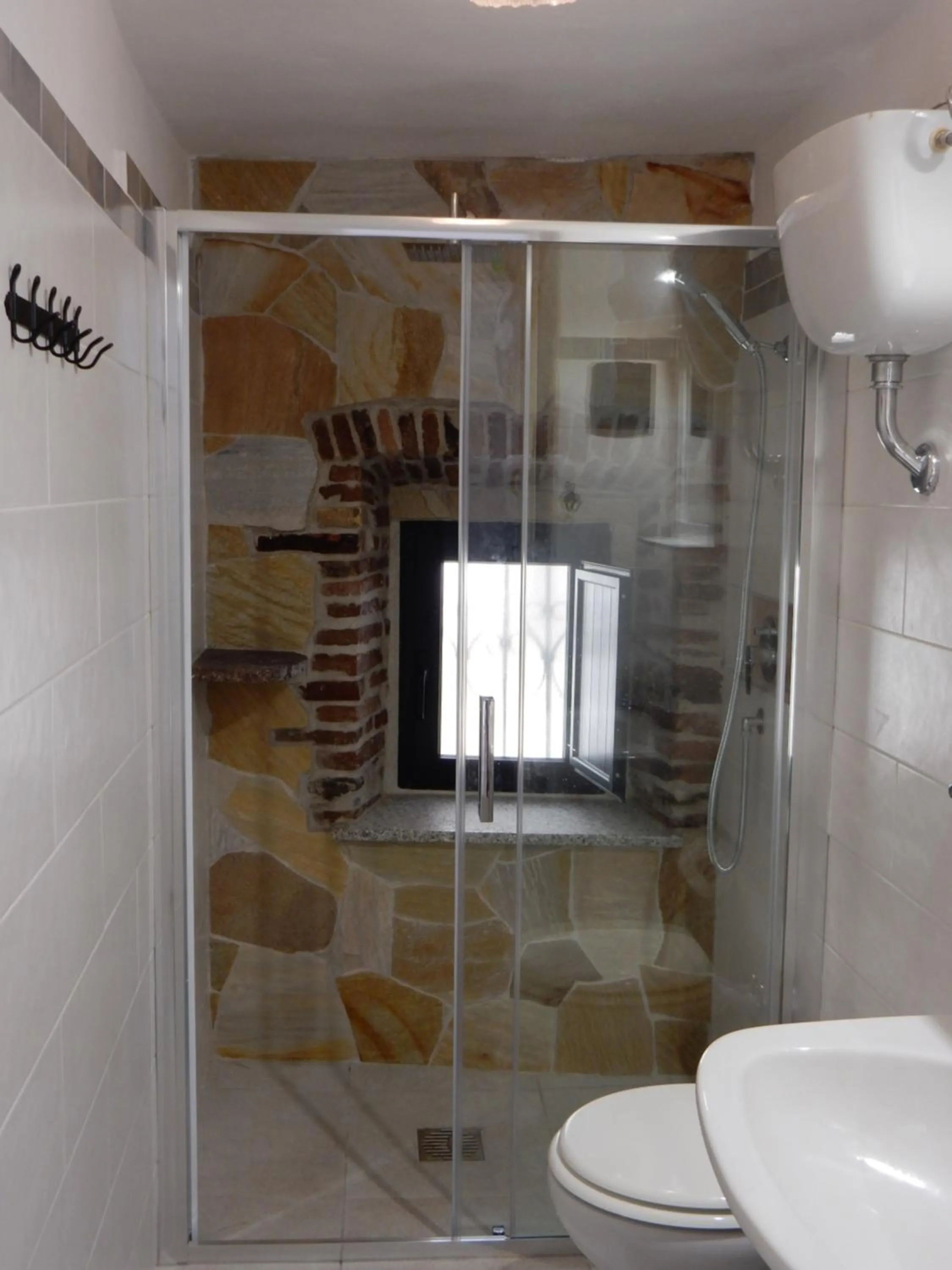 Toilet in B&B Eleonora D'Arborea, Centro Storico