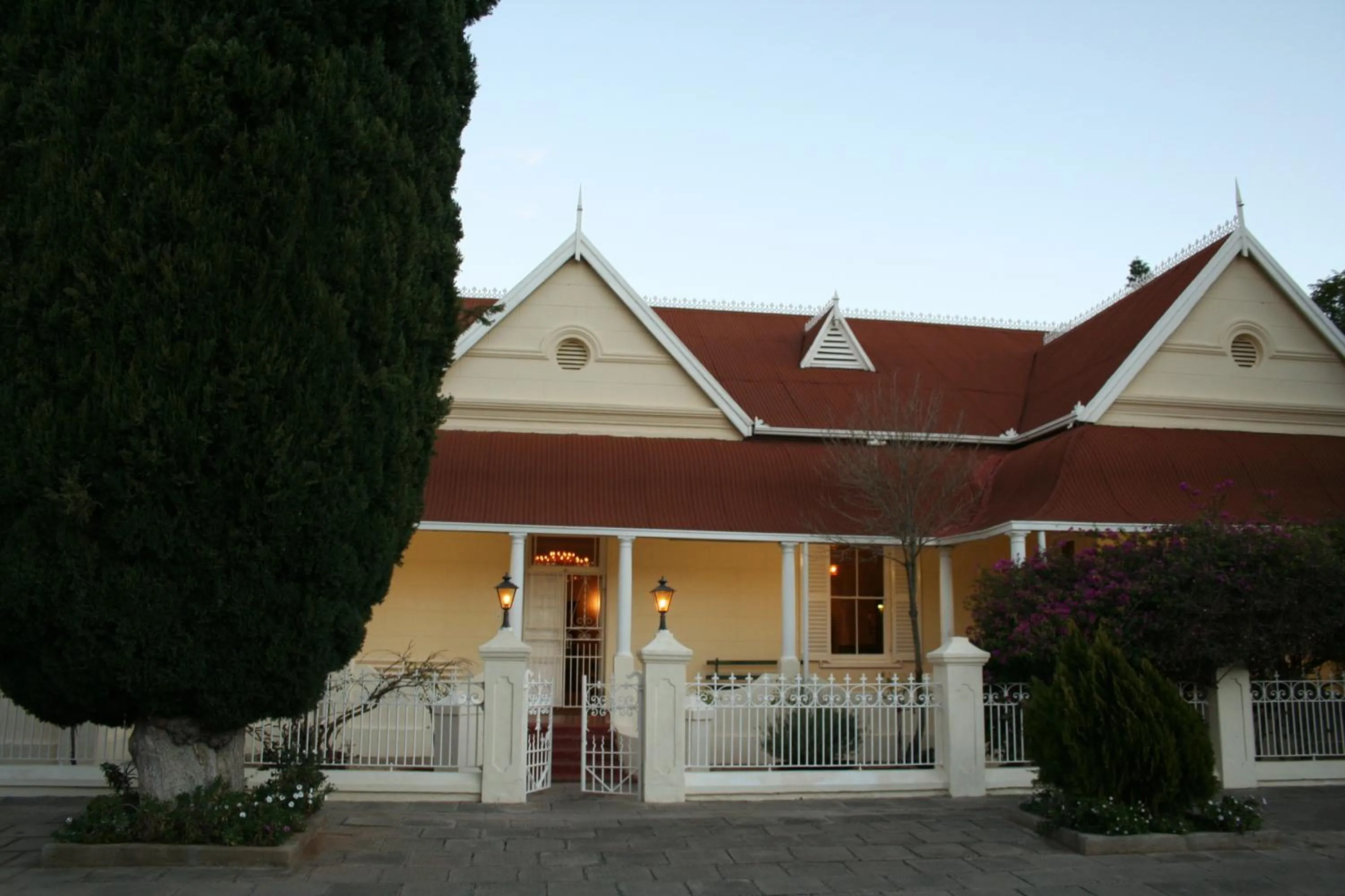 Property building in Karoopark Guest House