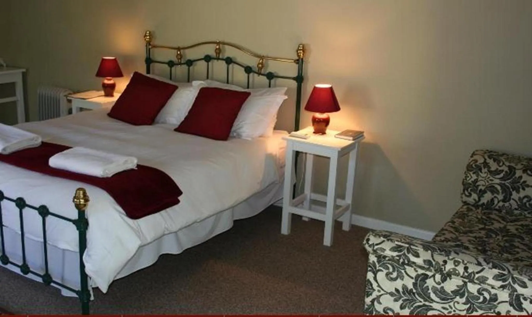 Photo of the whole room, Bed in Karoopark Guest House