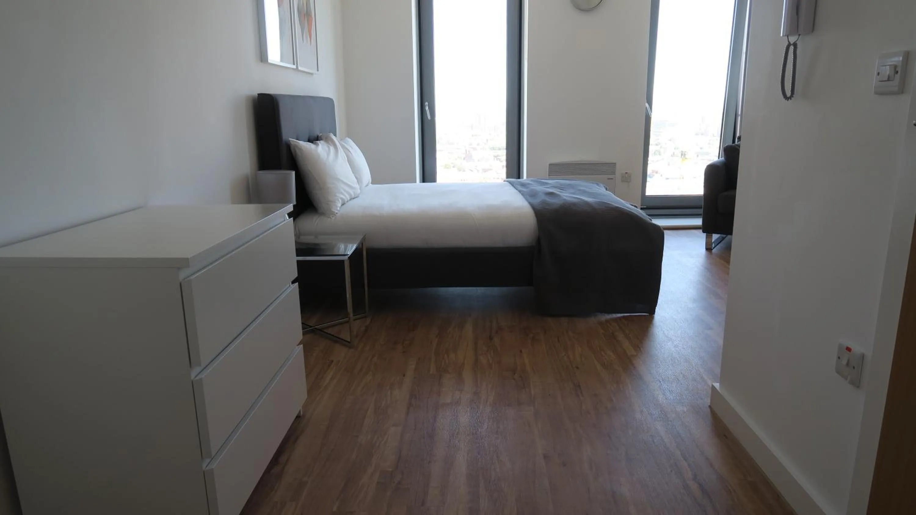 Bed in Quay Apartments