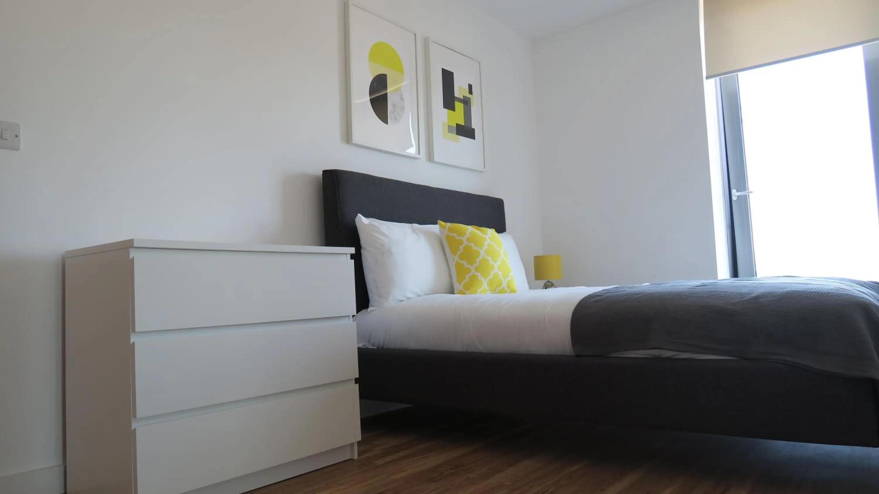 Bed in Quay Apartments
