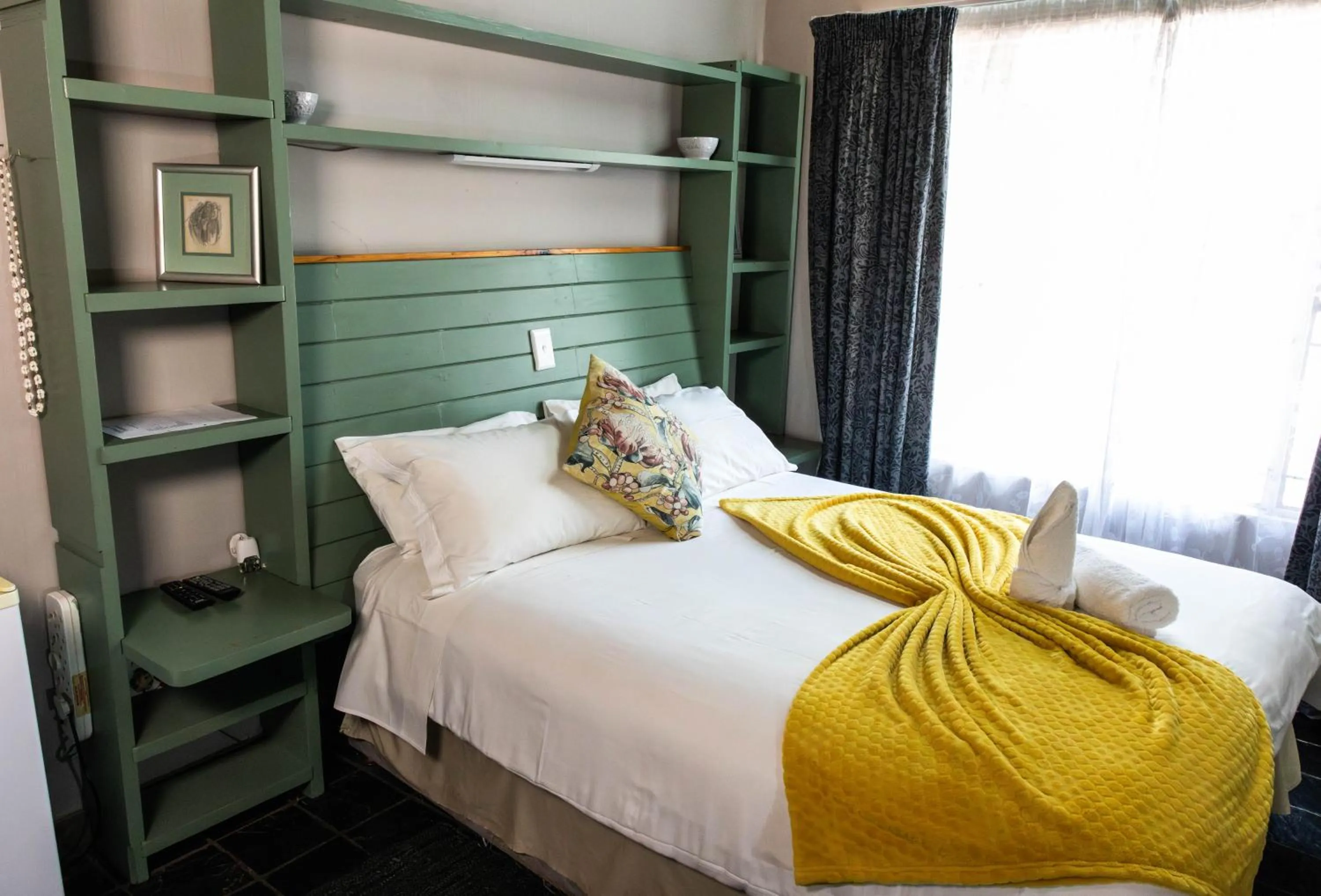 Bed in Gorgeous Gecko Guesthouse