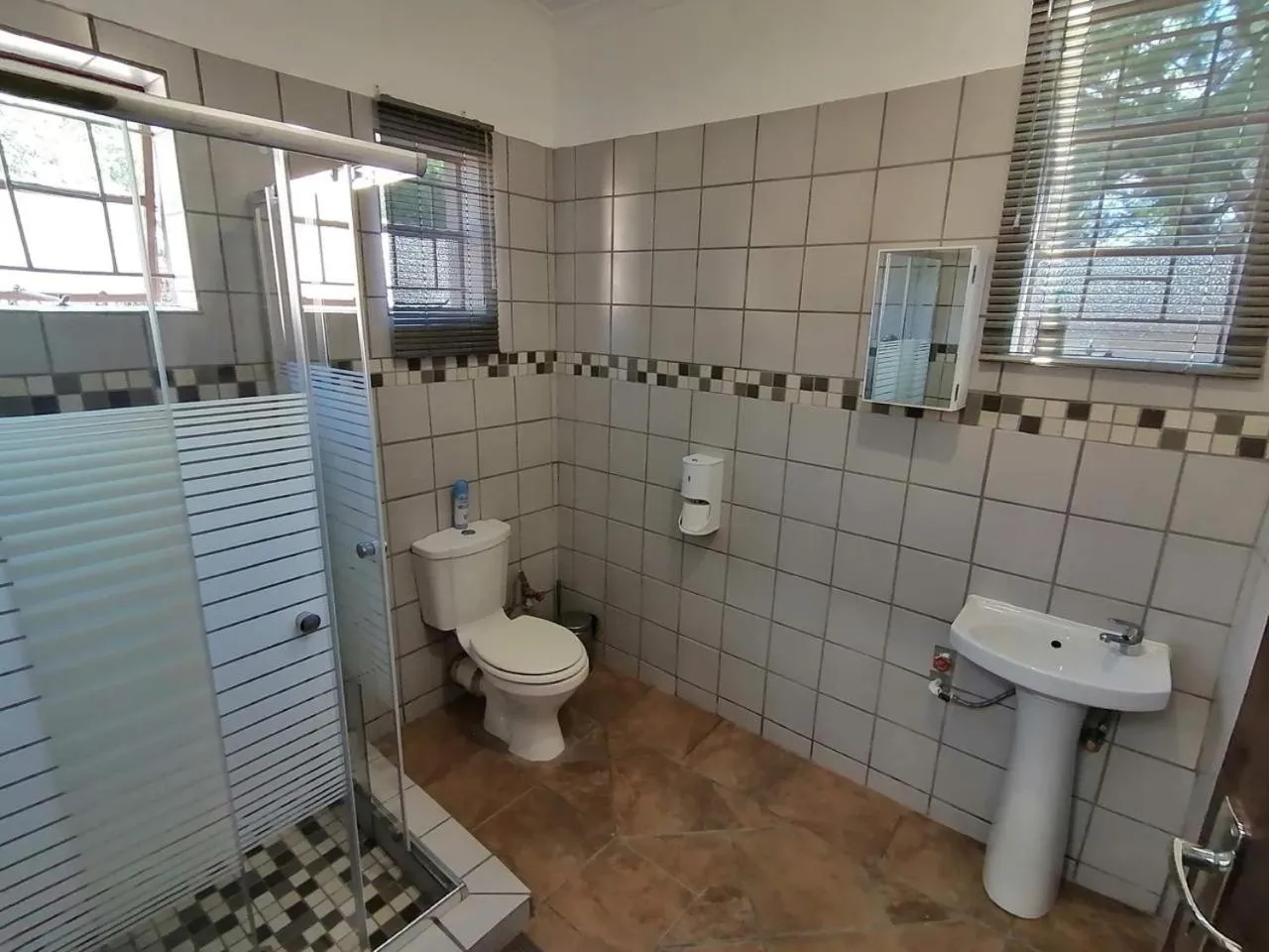 Shower in Gorgeous Gecko Guesthouse