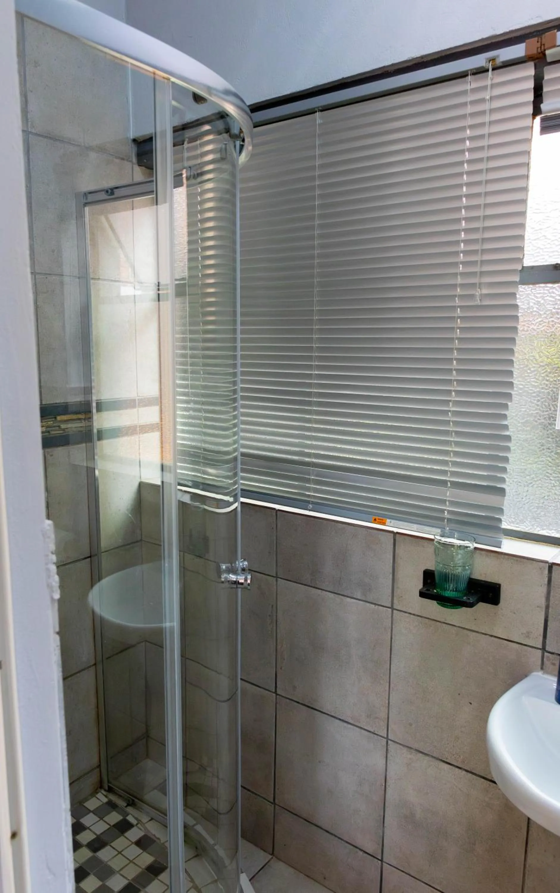 Shower in Gorgeous Gecko Guesthouse