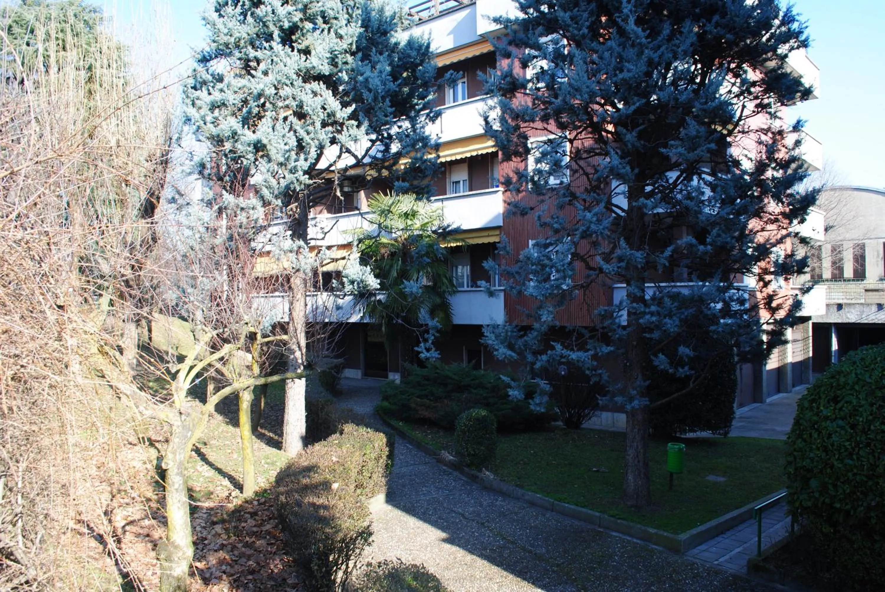 Property building in Bnbook-Costantino