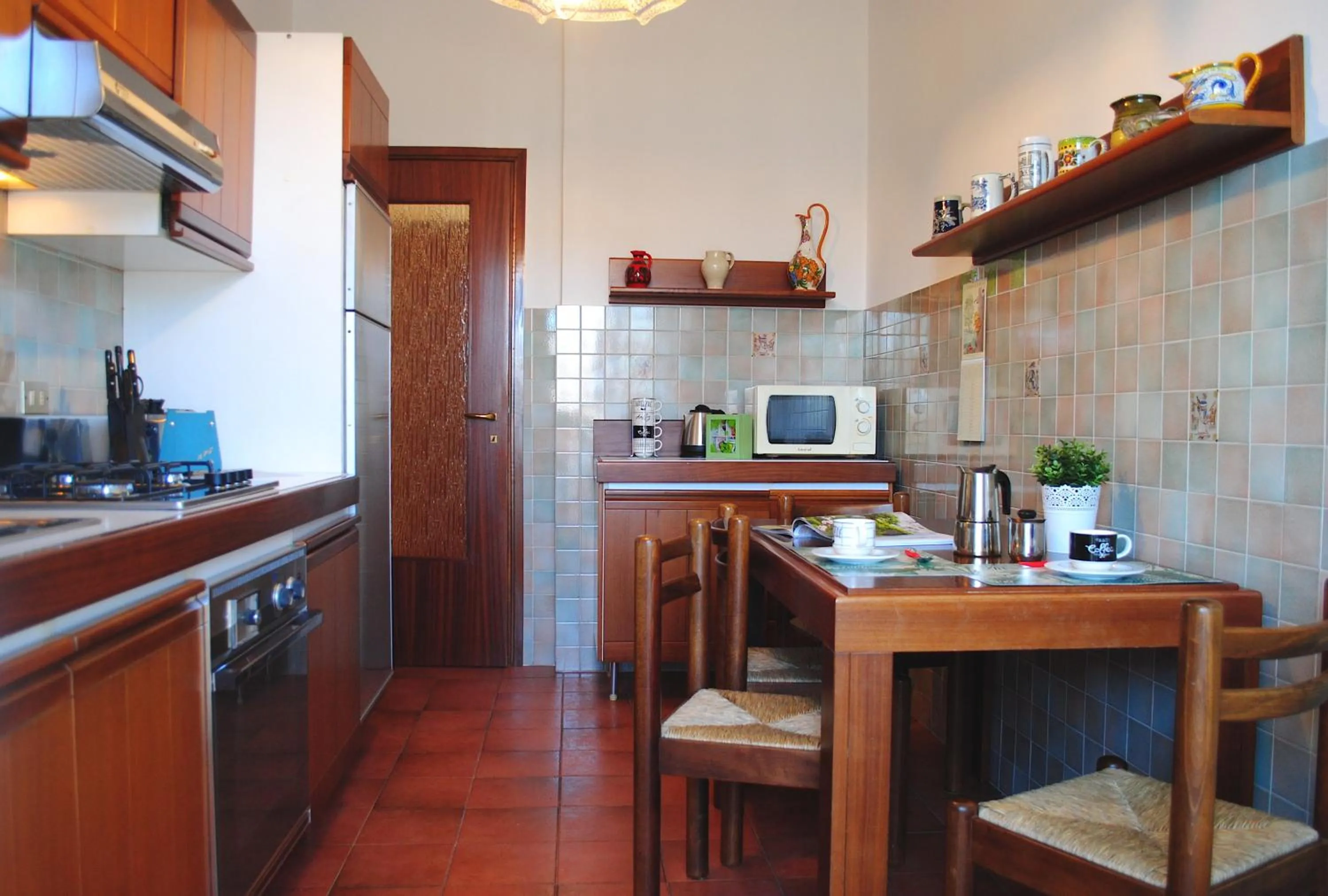 Coffee/tea facilities in Bnbook-Costantino
