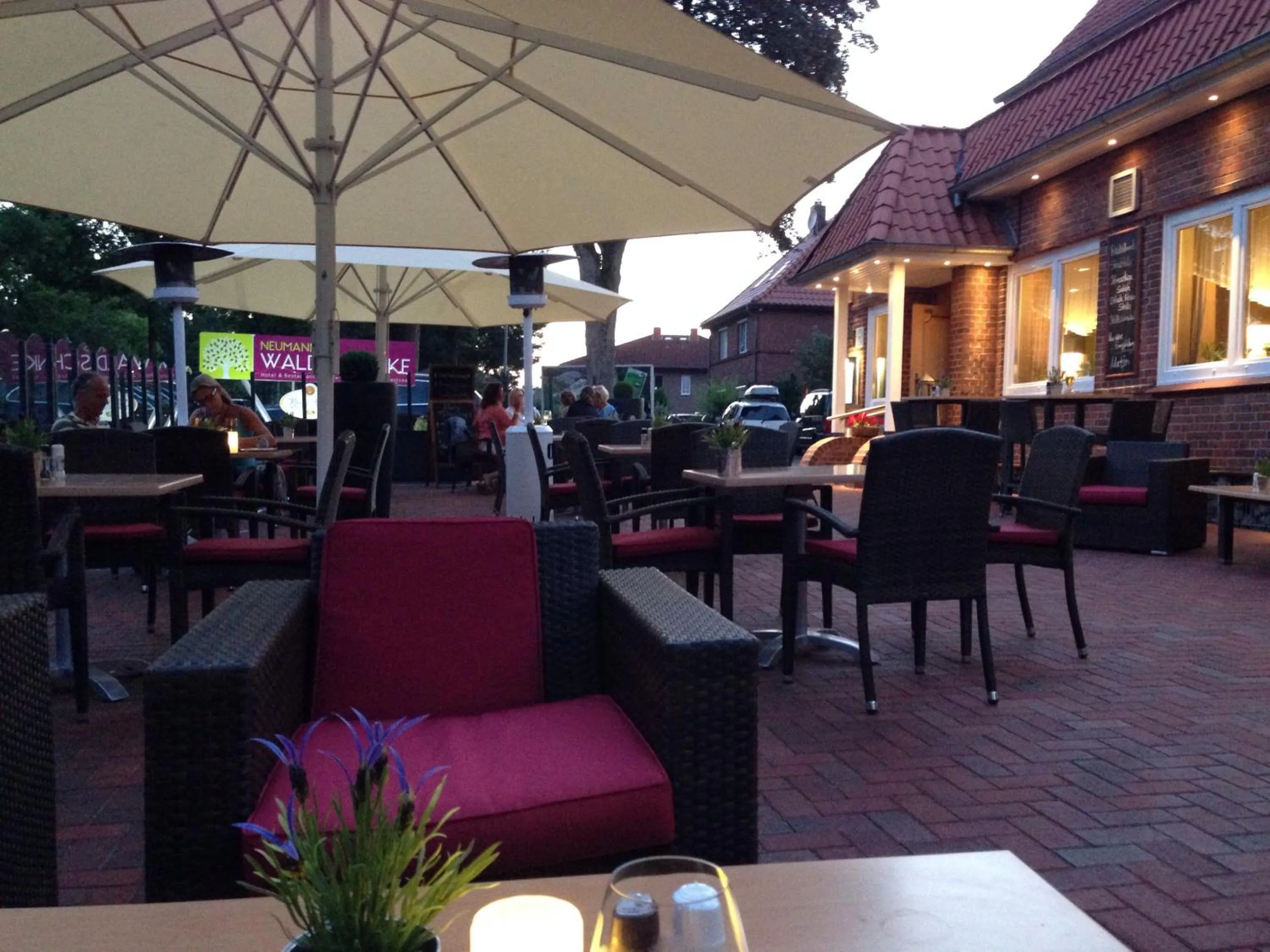 Facade/entrance in Neumanns Waldschänke