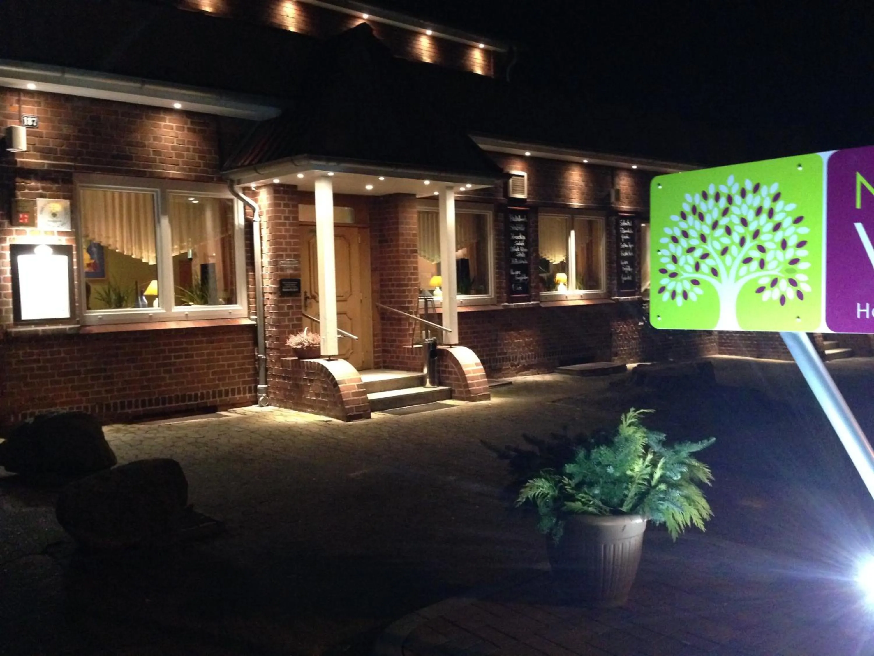 Facade/entrance in Neumanns Waldschänke