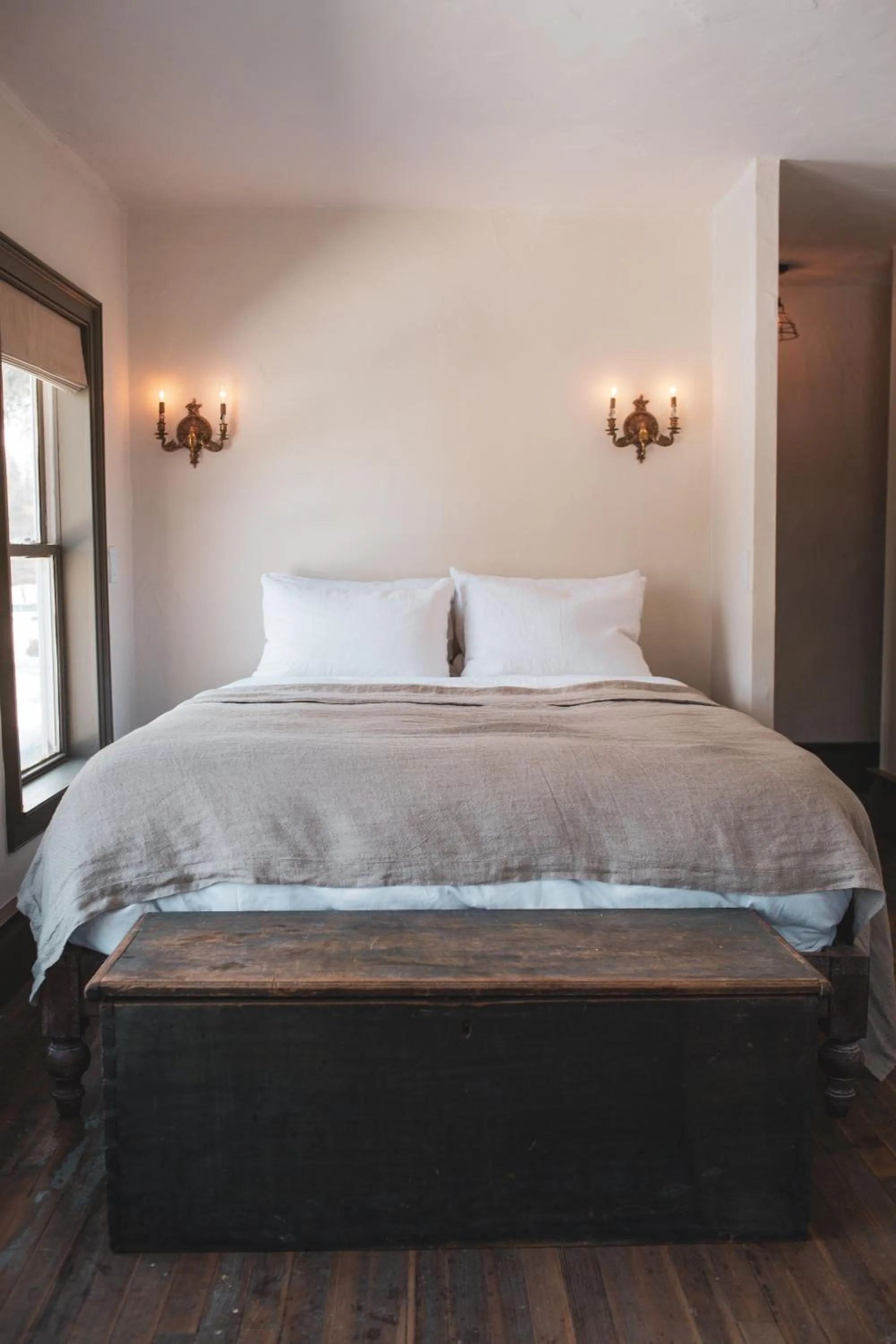 Bed in Stonehill's Farmhouse