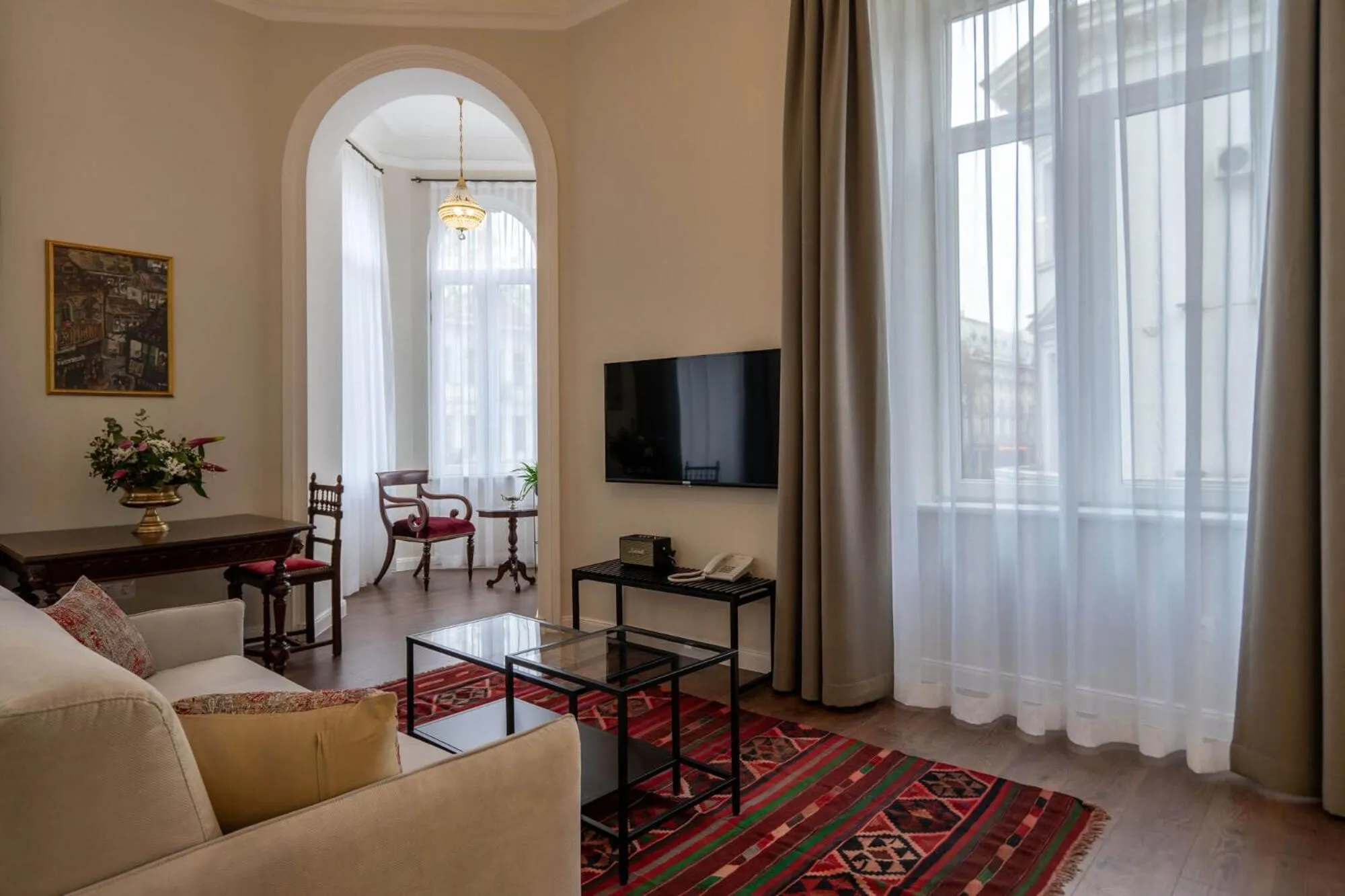 Living room in TIFLIS OPERA Aparthotel