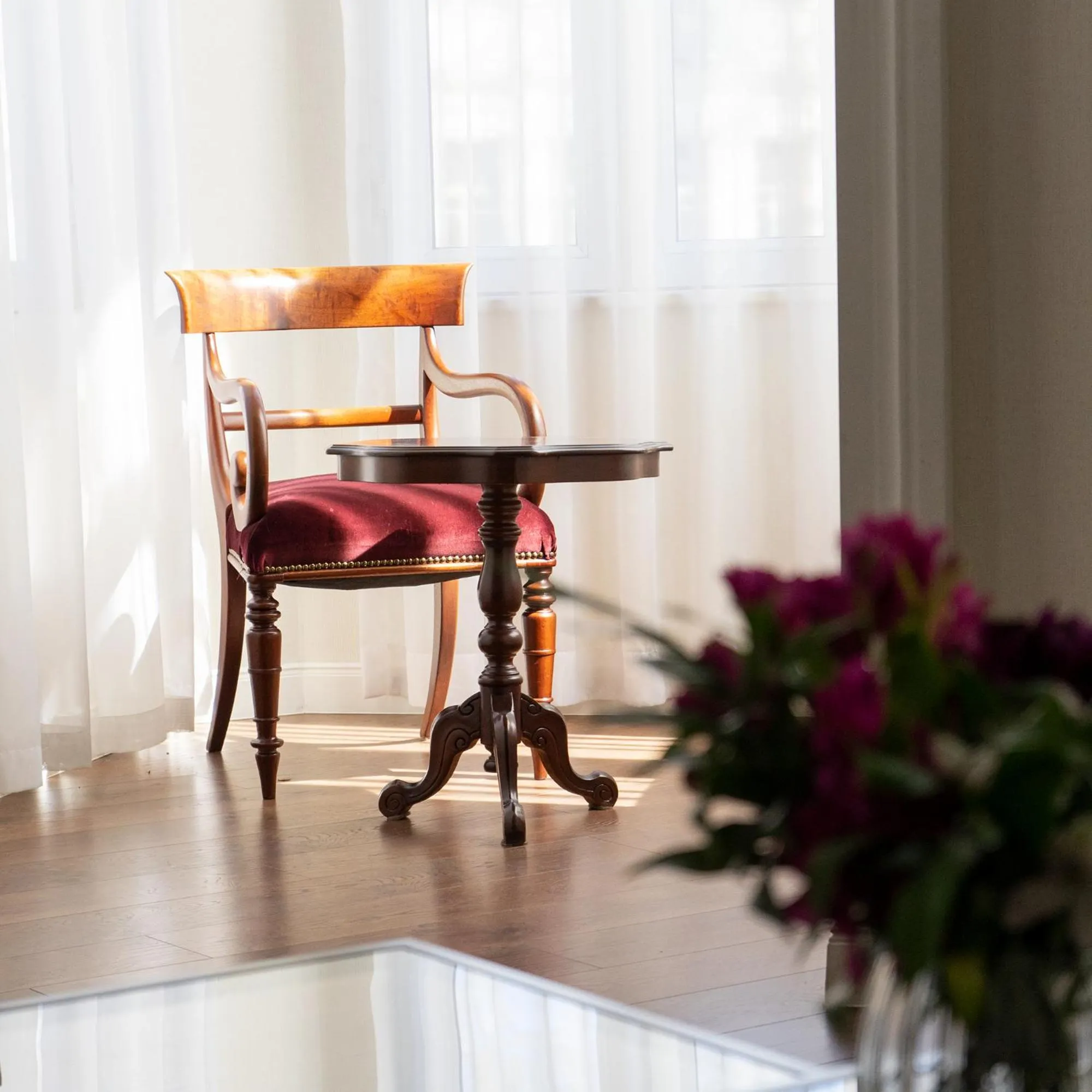 Living room in TIFLIS OPERA Aparthotel