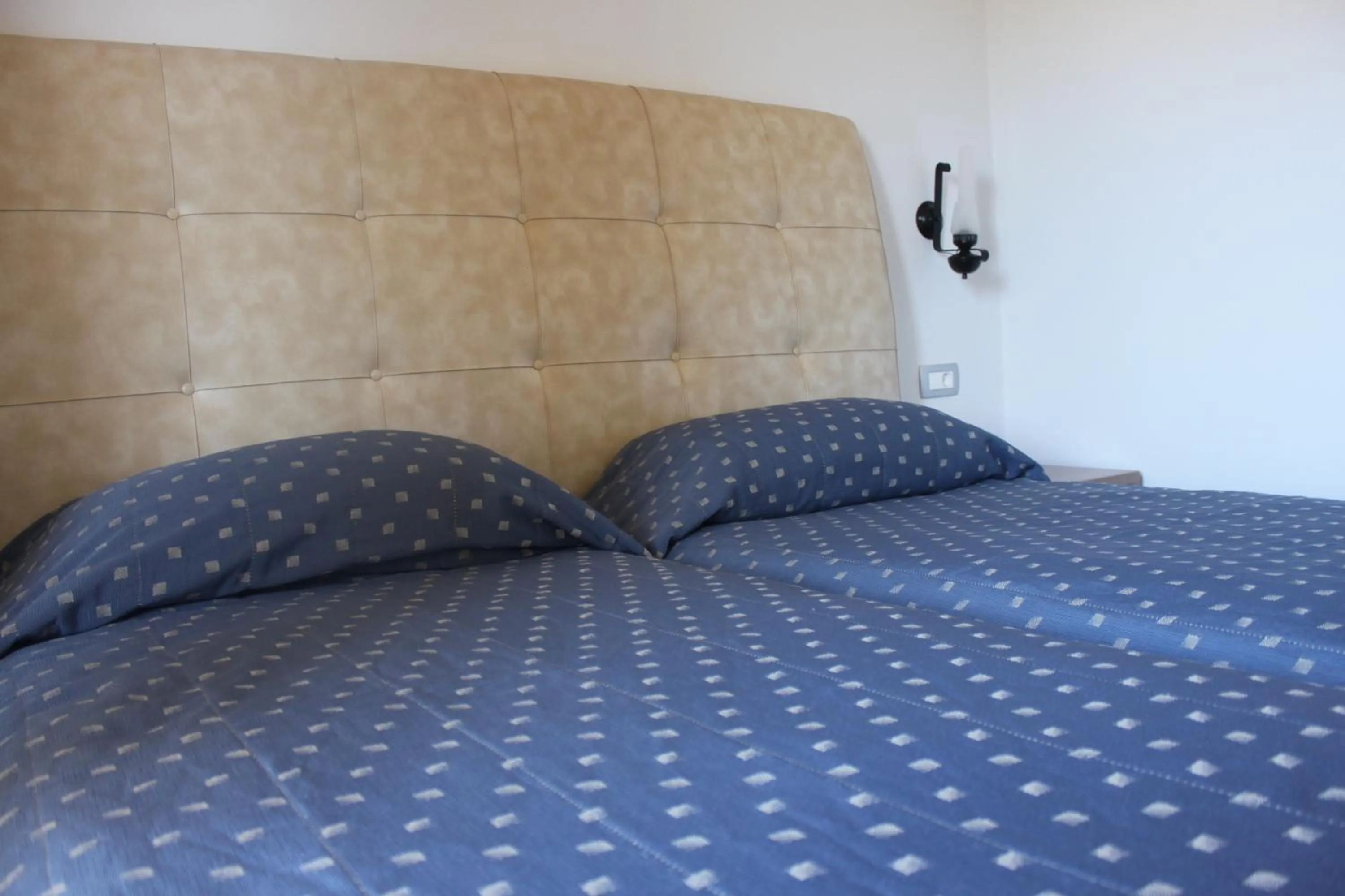 Bedroom, Bed in Sunny Suites