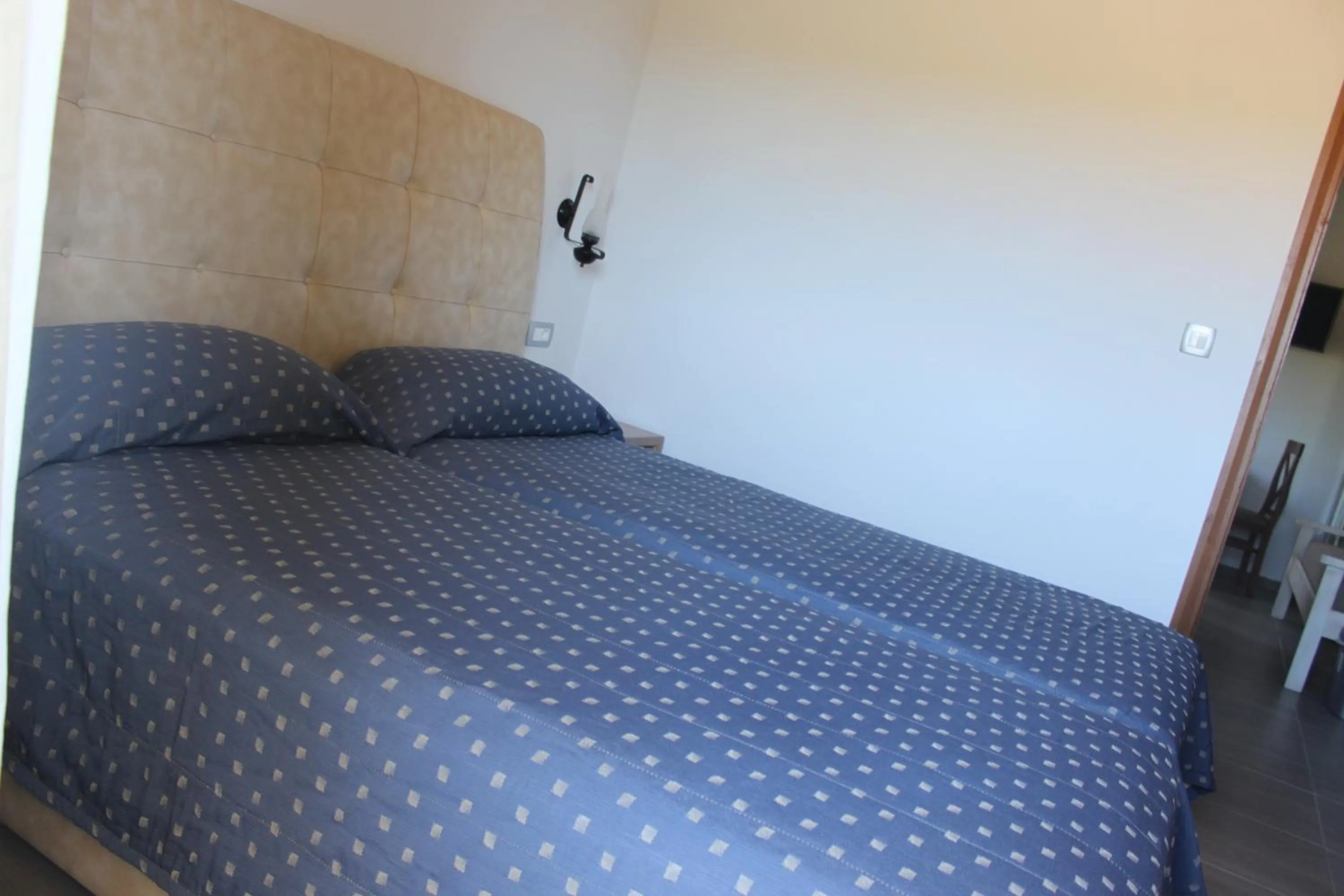 Bedroom, Bed in Sunny Suites