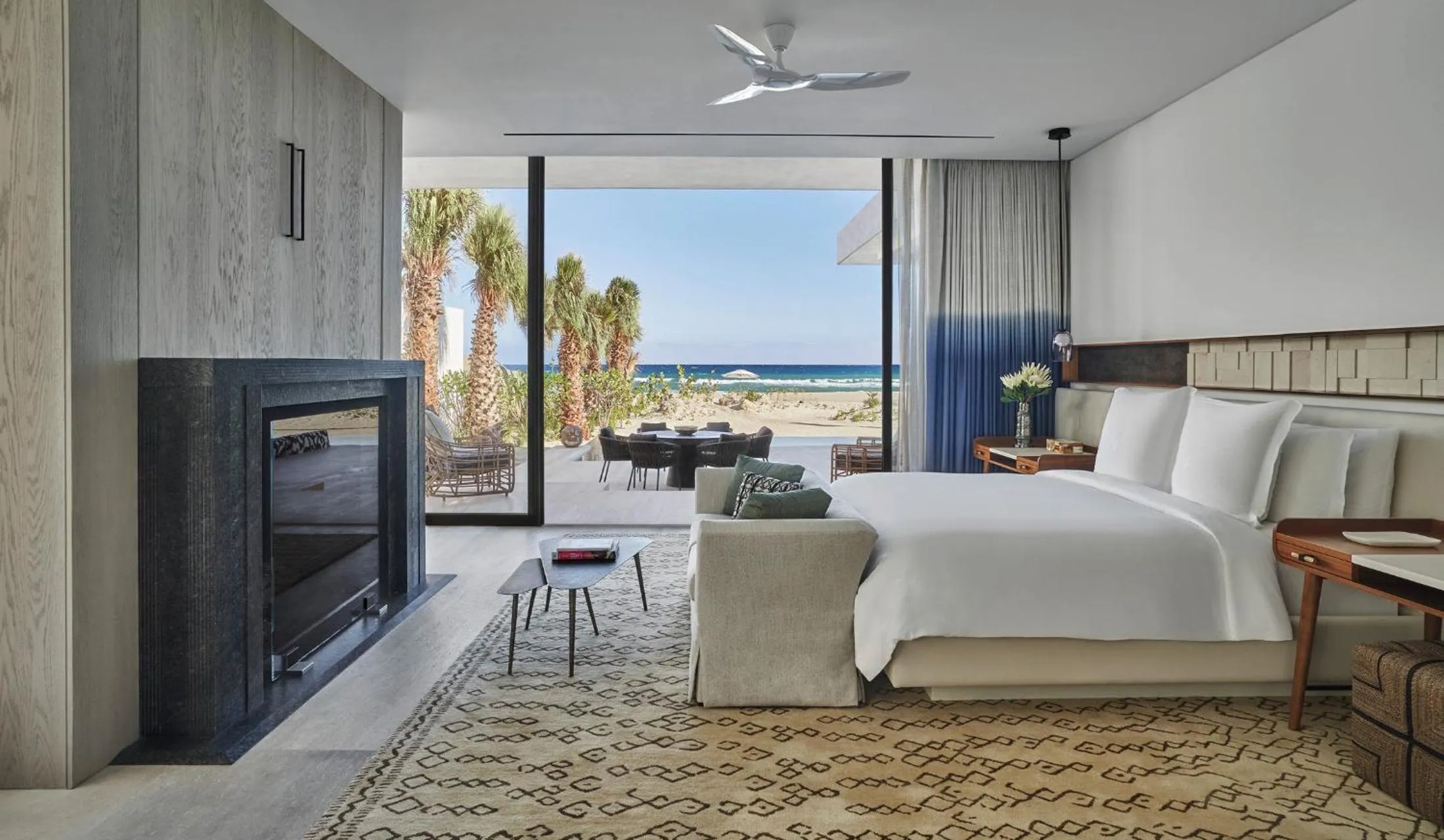 Photo of the whole room, Bed in Four Seasons Resort Los Cabos