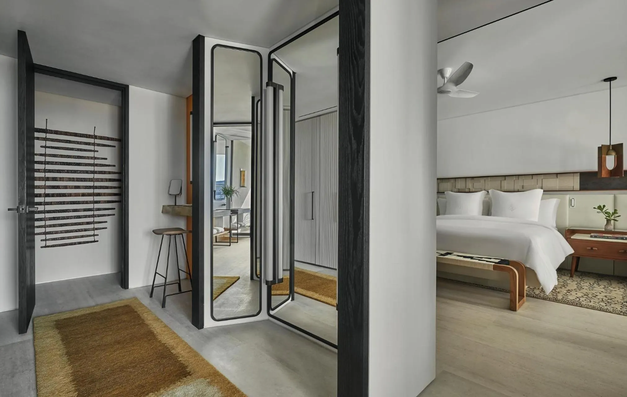 wardrobe, Bed in Four Seasons Resort Los Cabos