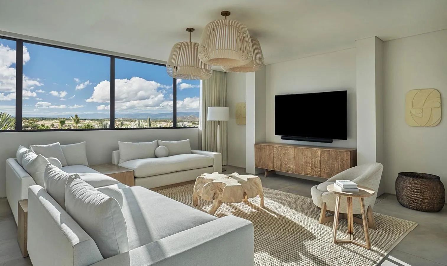 Communal lounge/ TV room in Four Seasons Resort Los Cabos