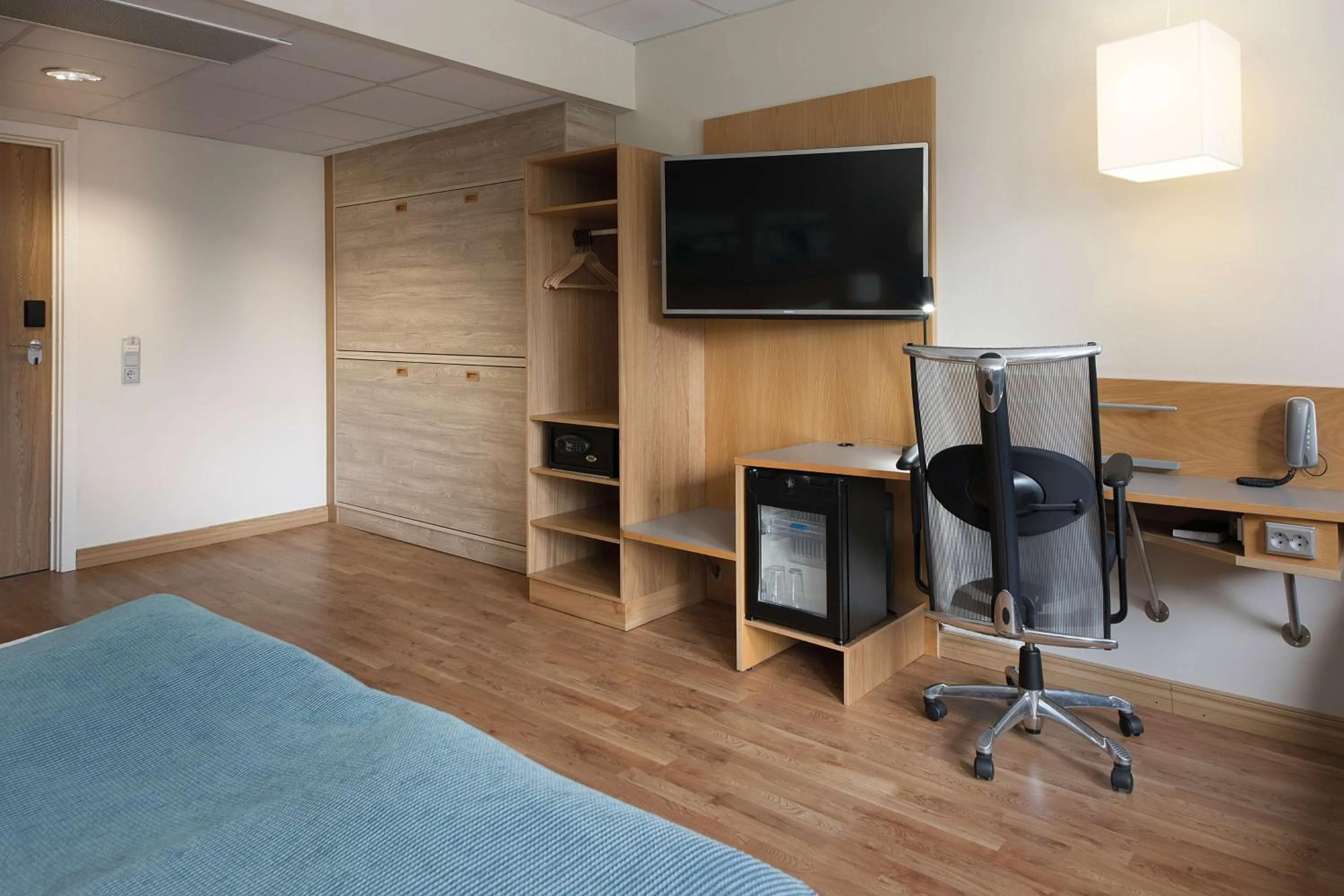 Bedroom, Bed in Scandic Asker