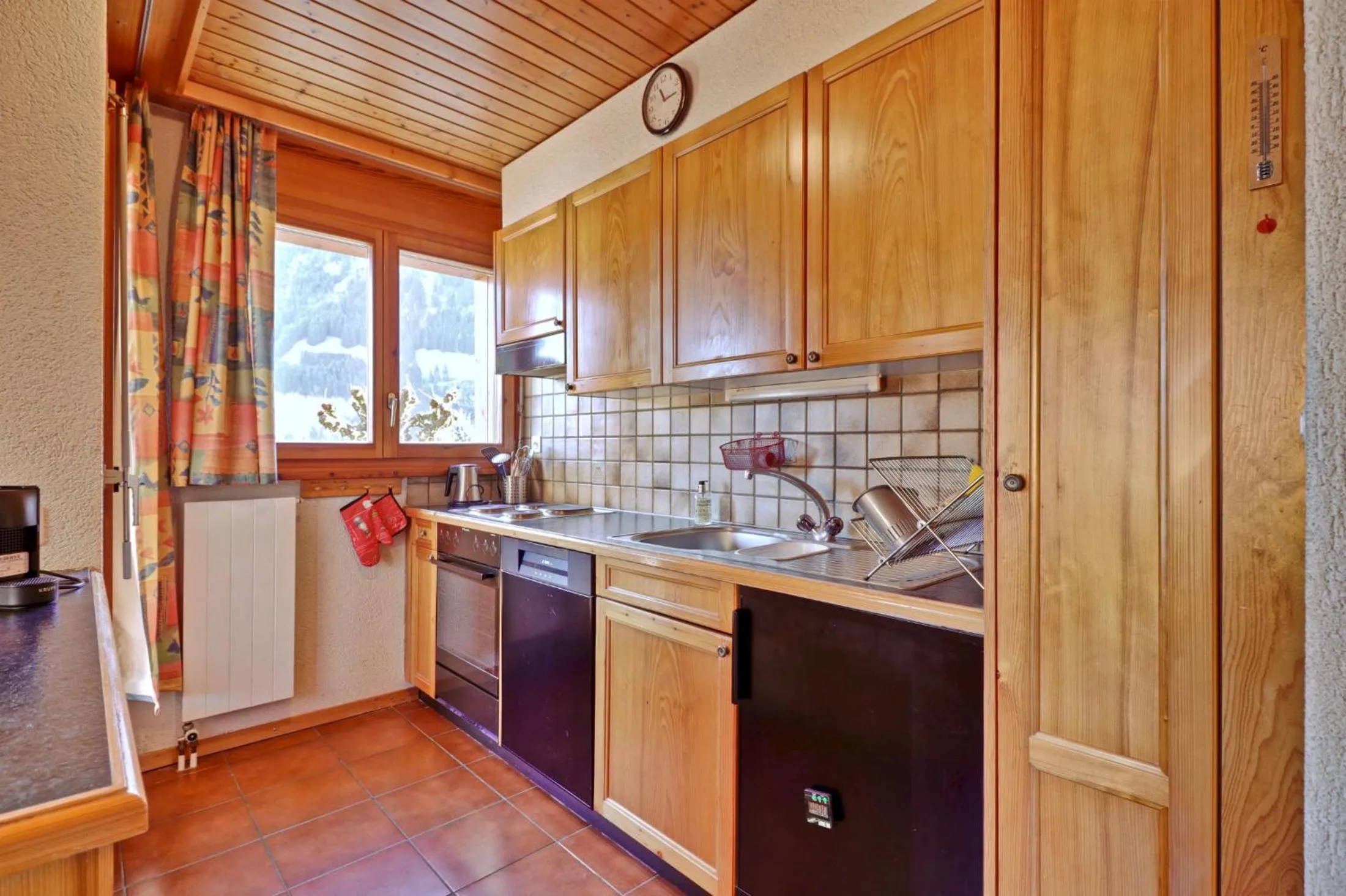 Bel appartement au centre de Champéry avec vue