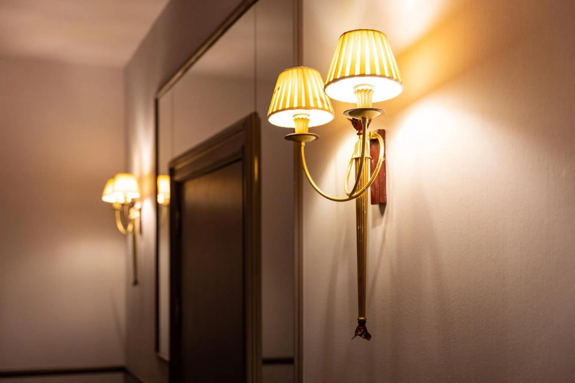 Canal Suites