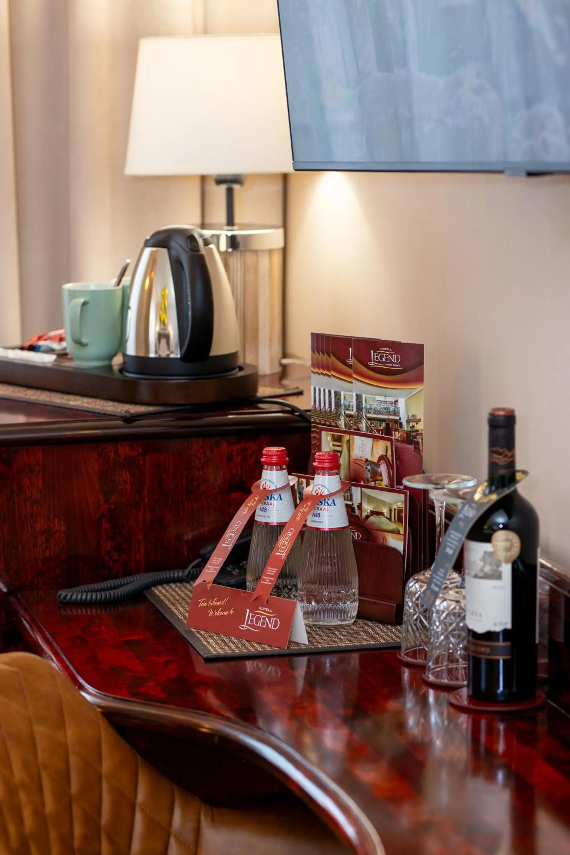 Drinks in Hotel Legend