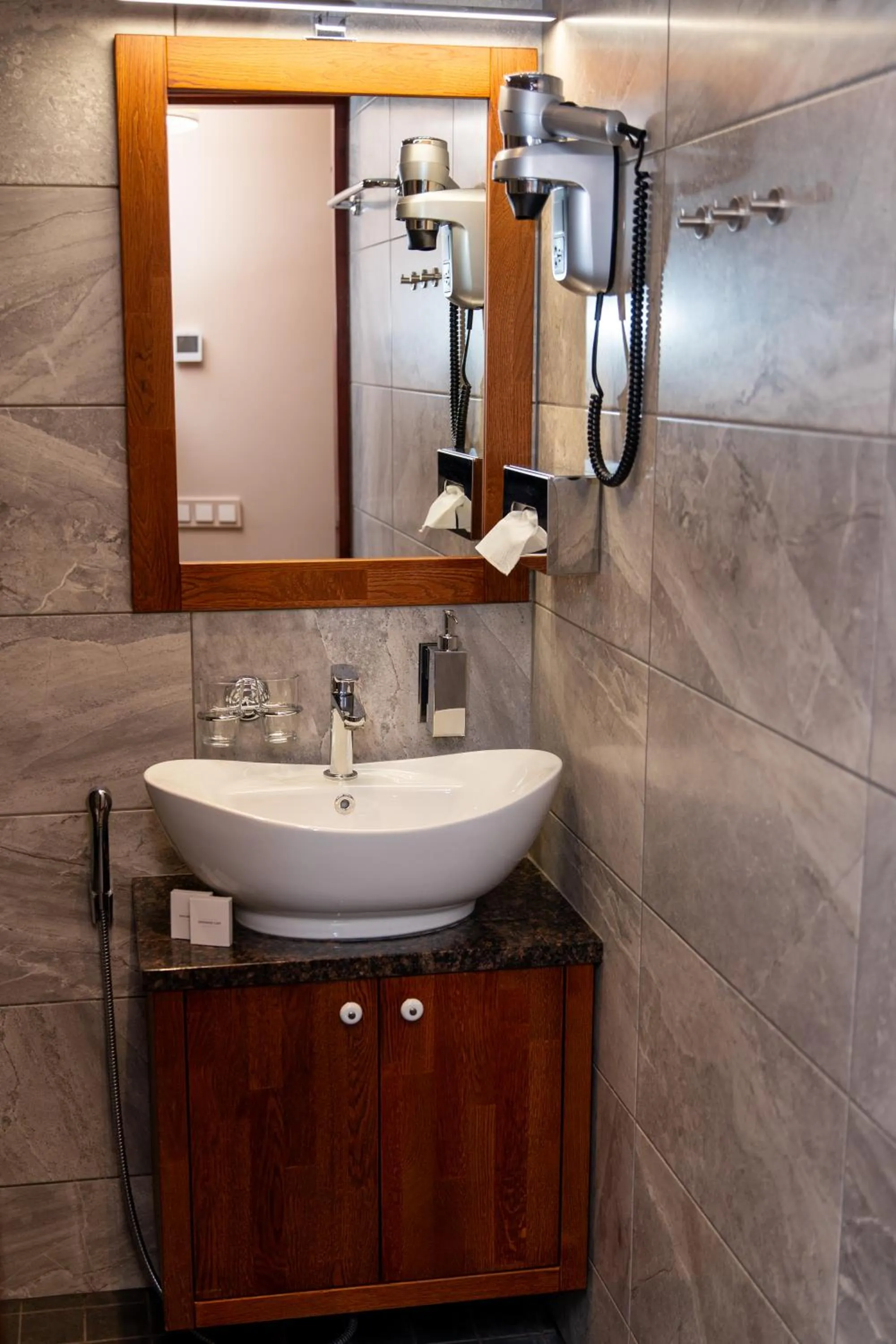 Bathroom in Hotel Legend