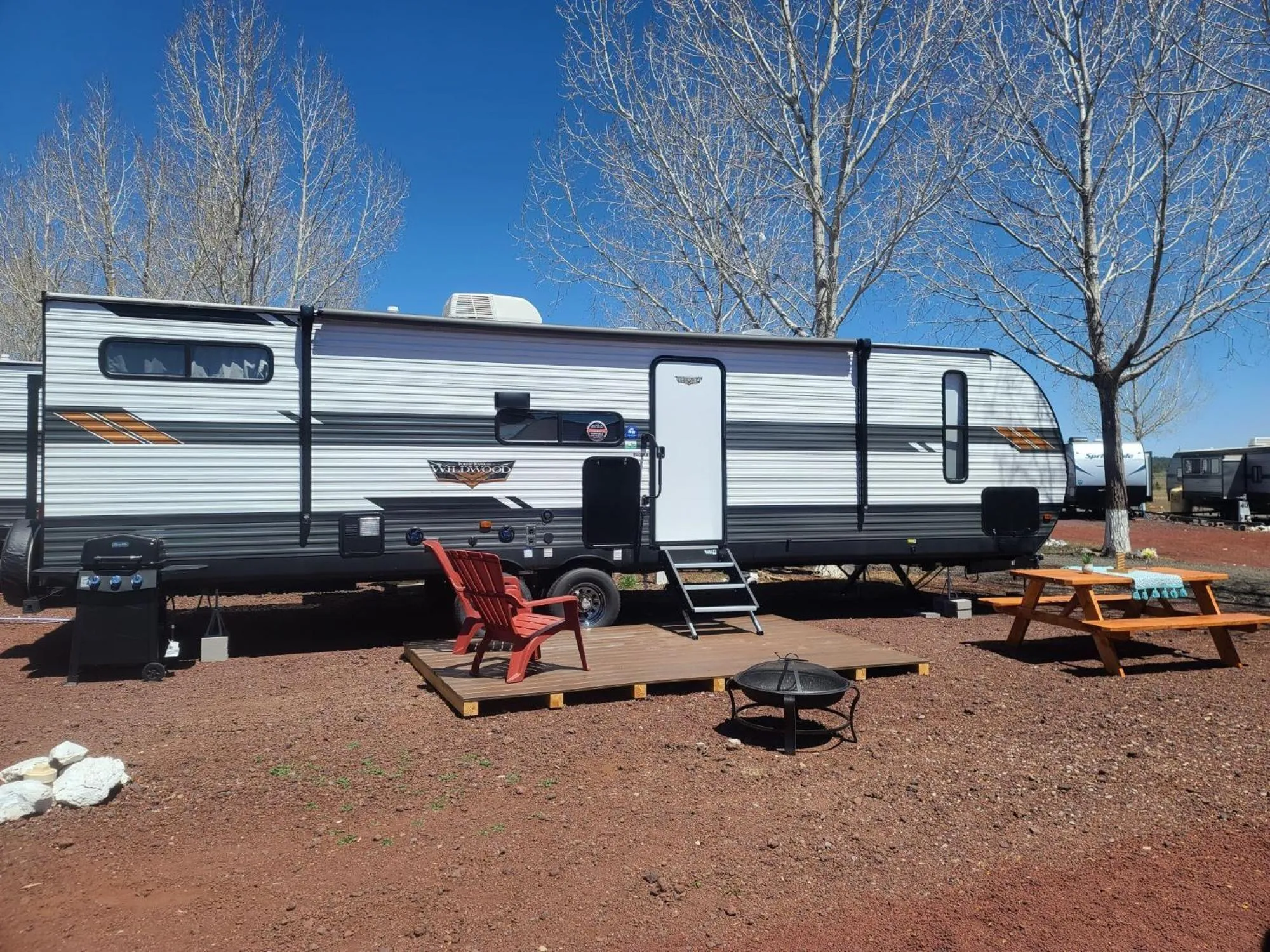 Property building in Grand Canyon RV Glamping