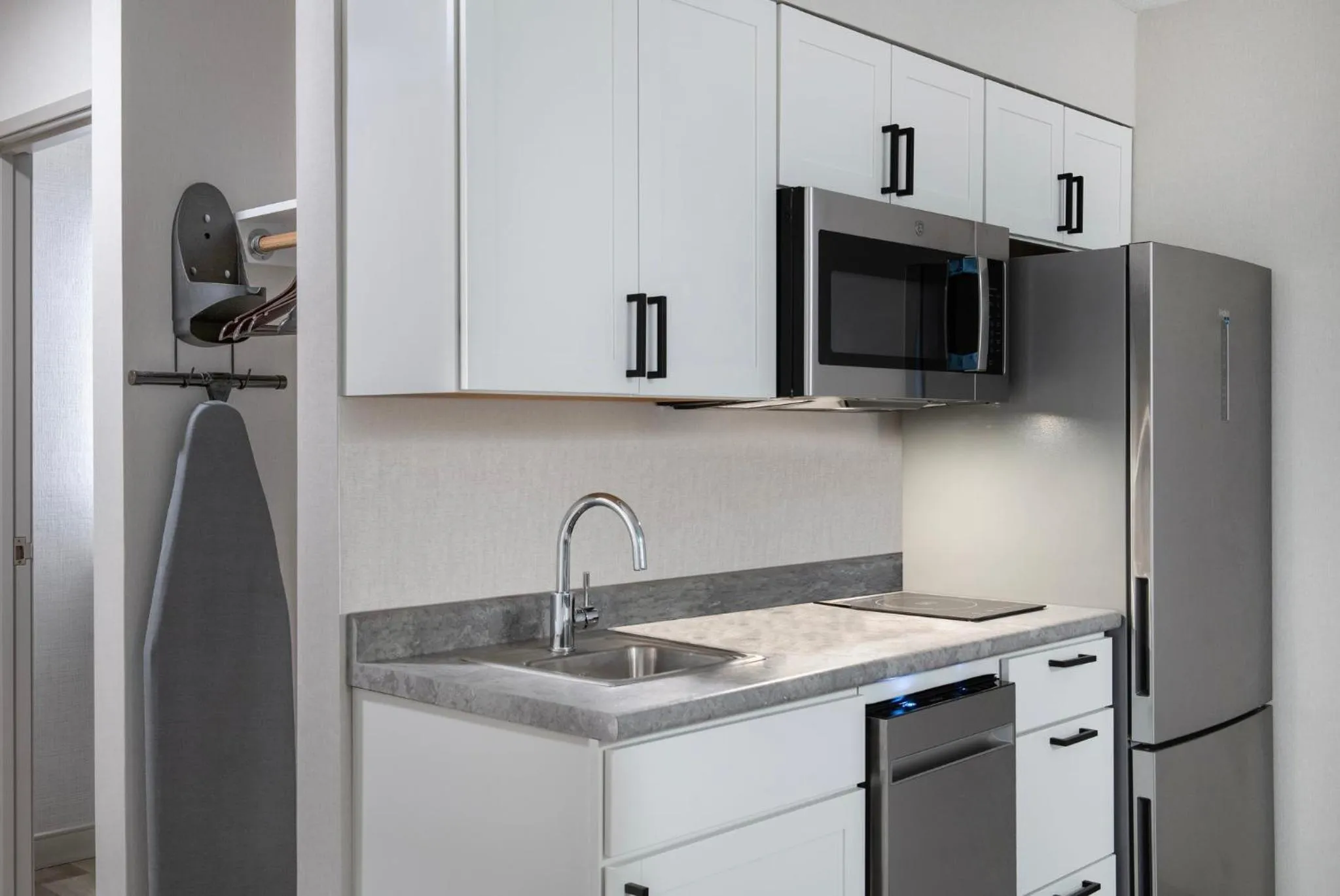 Photo of the whole room in Holiday Inn Express South Burlington - Downtown by IHG