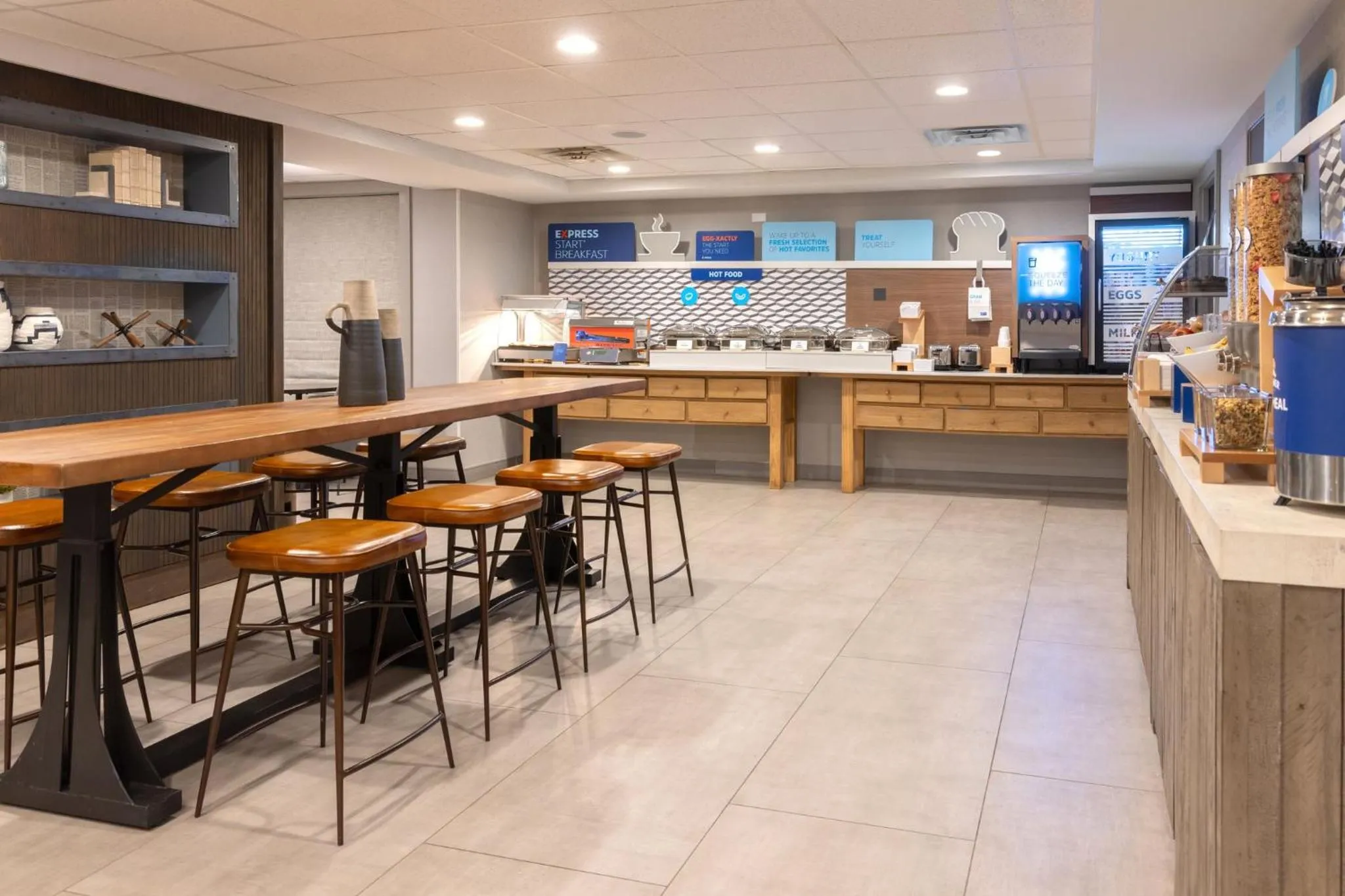 Breakfast in La Quinta by Wyndham South Burlington