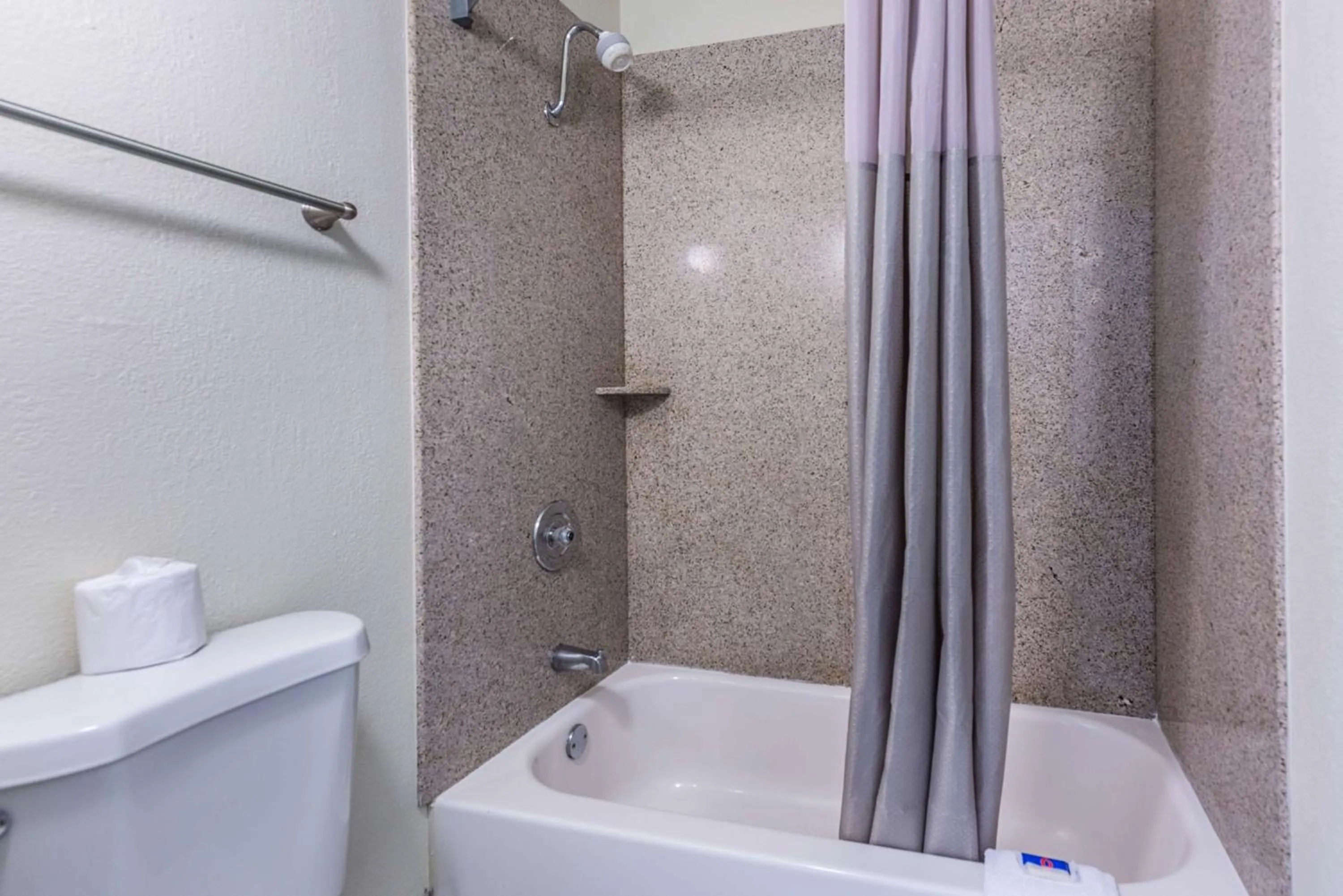 Shower in Motel 6-Mount Vernon, IL