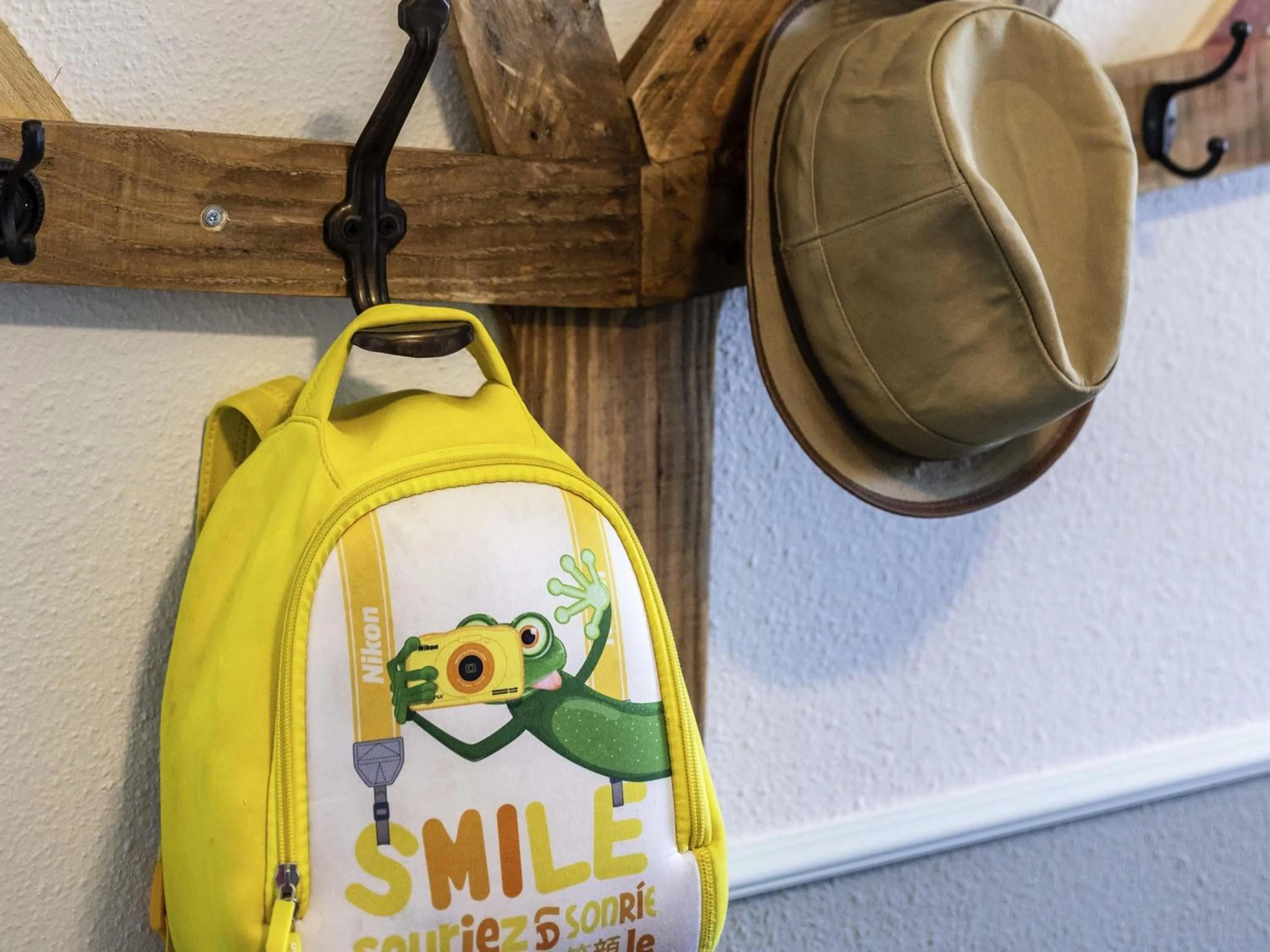 Bedroom in Greet Hôtel Castres Saix