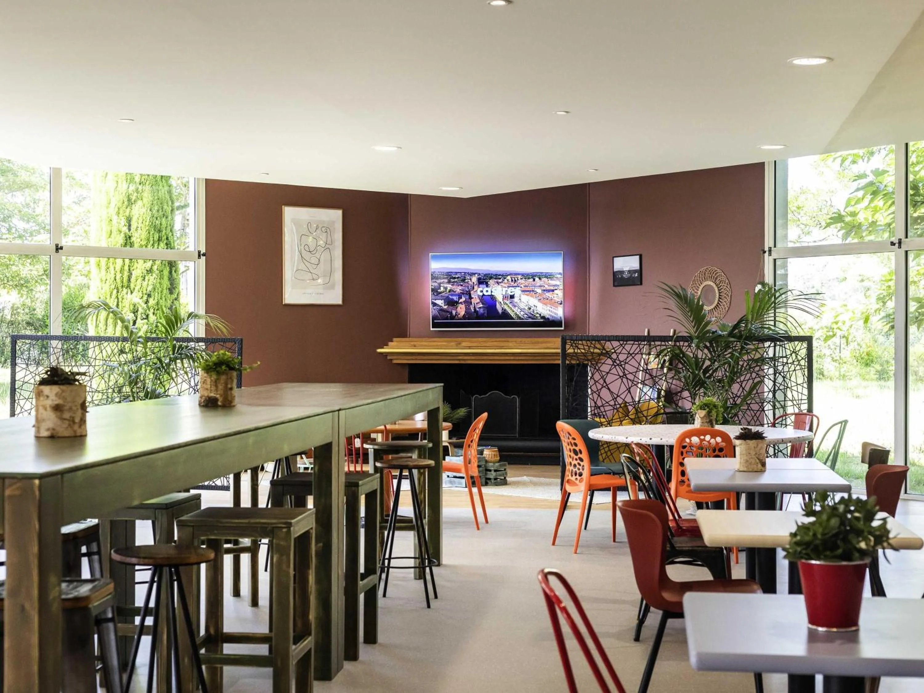 Breakfast in Greet Hôtel Castres Saix