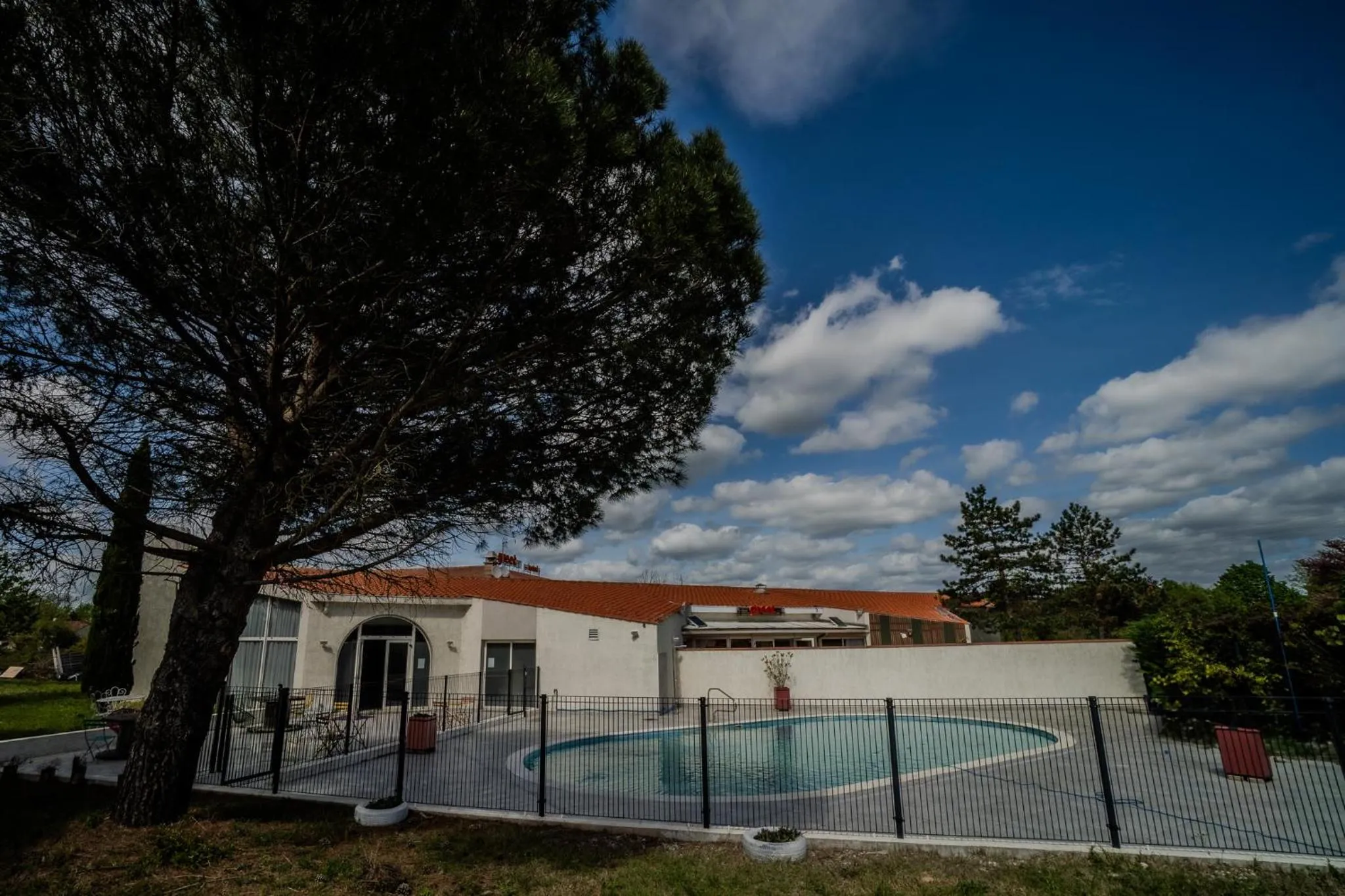 Greet Hôtel Castres Saix