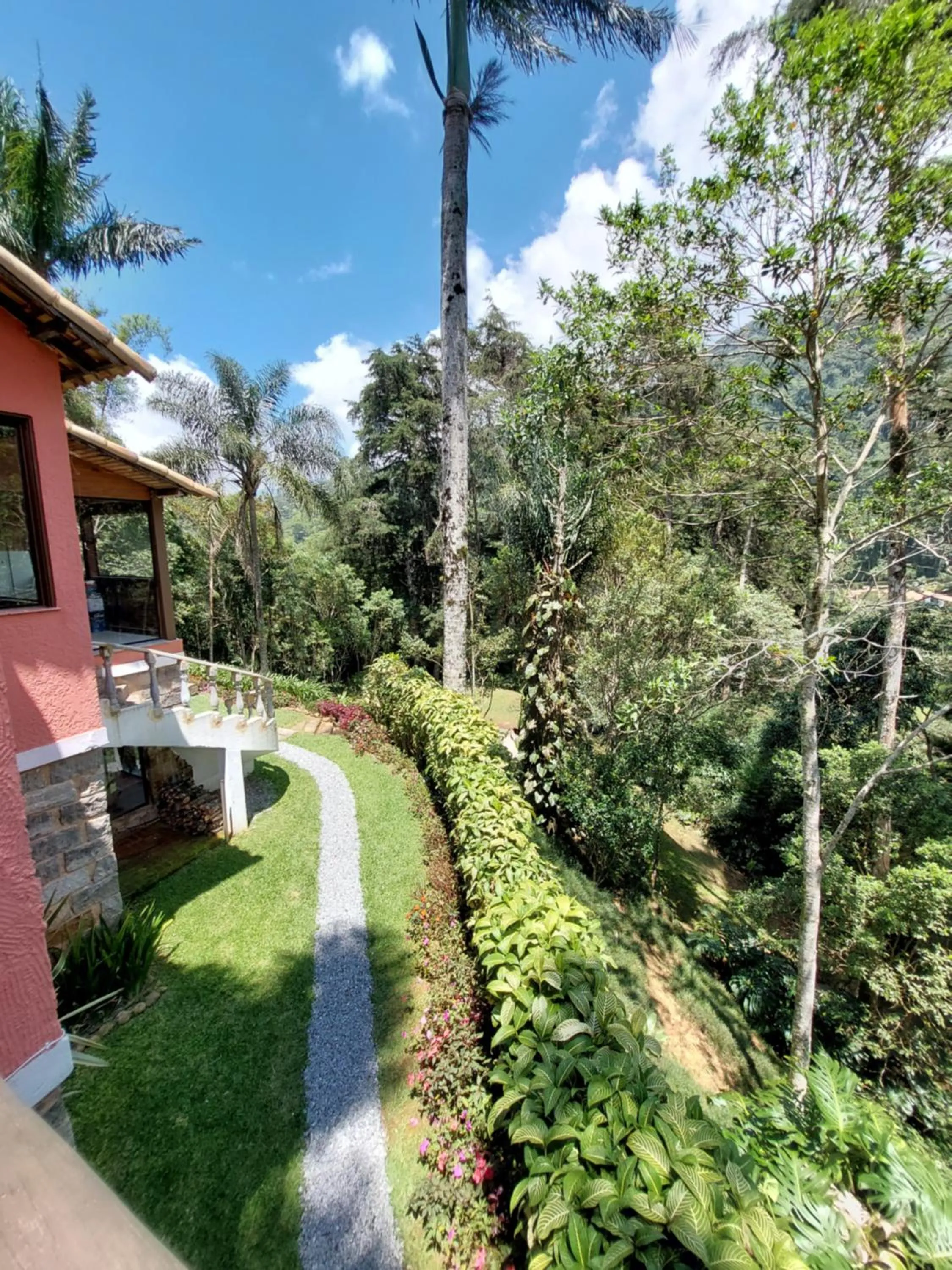 Property building in Casa no Céu