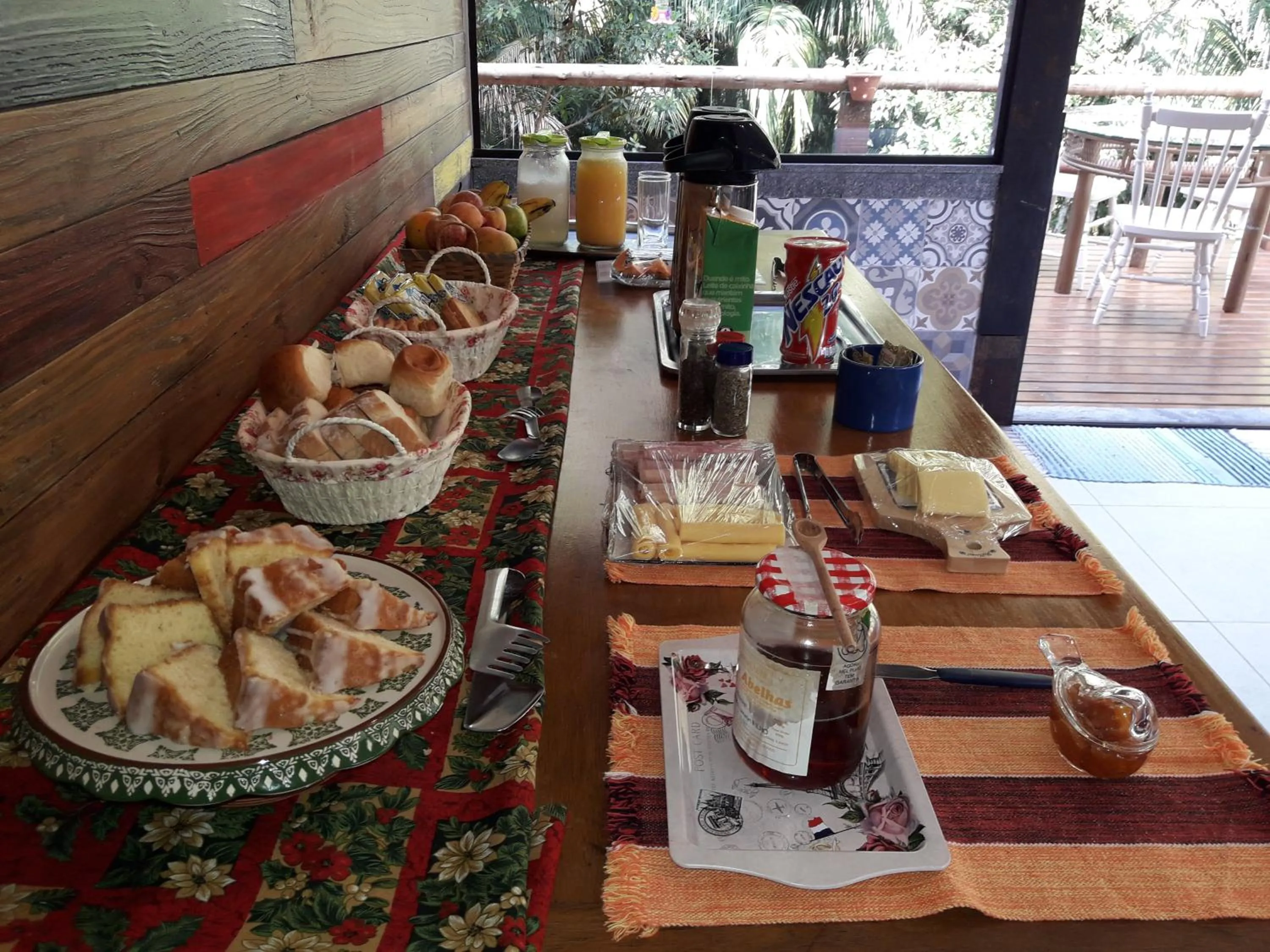 Food and drinks in Casa no Céu