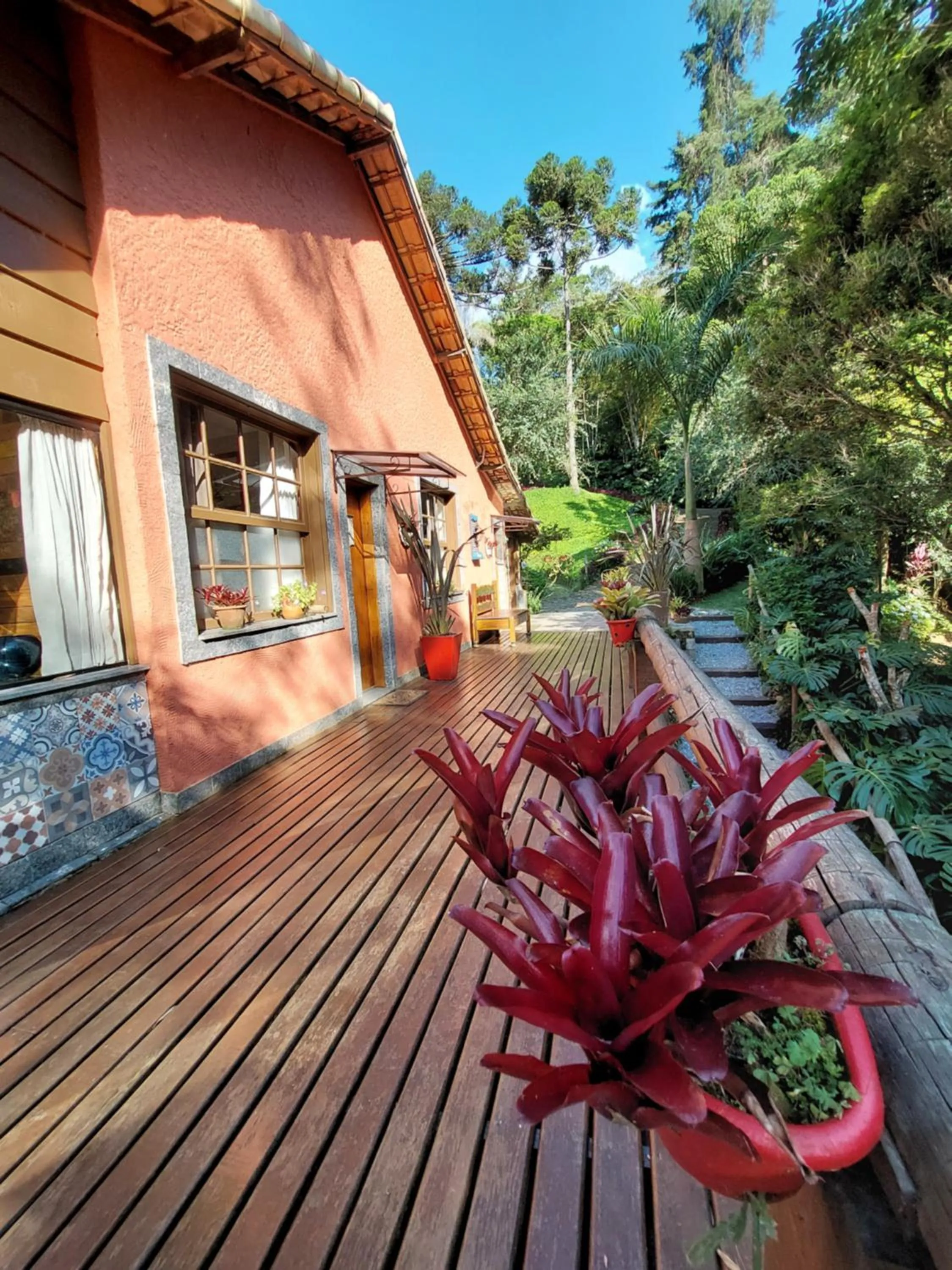 Property building in Casa no Céu