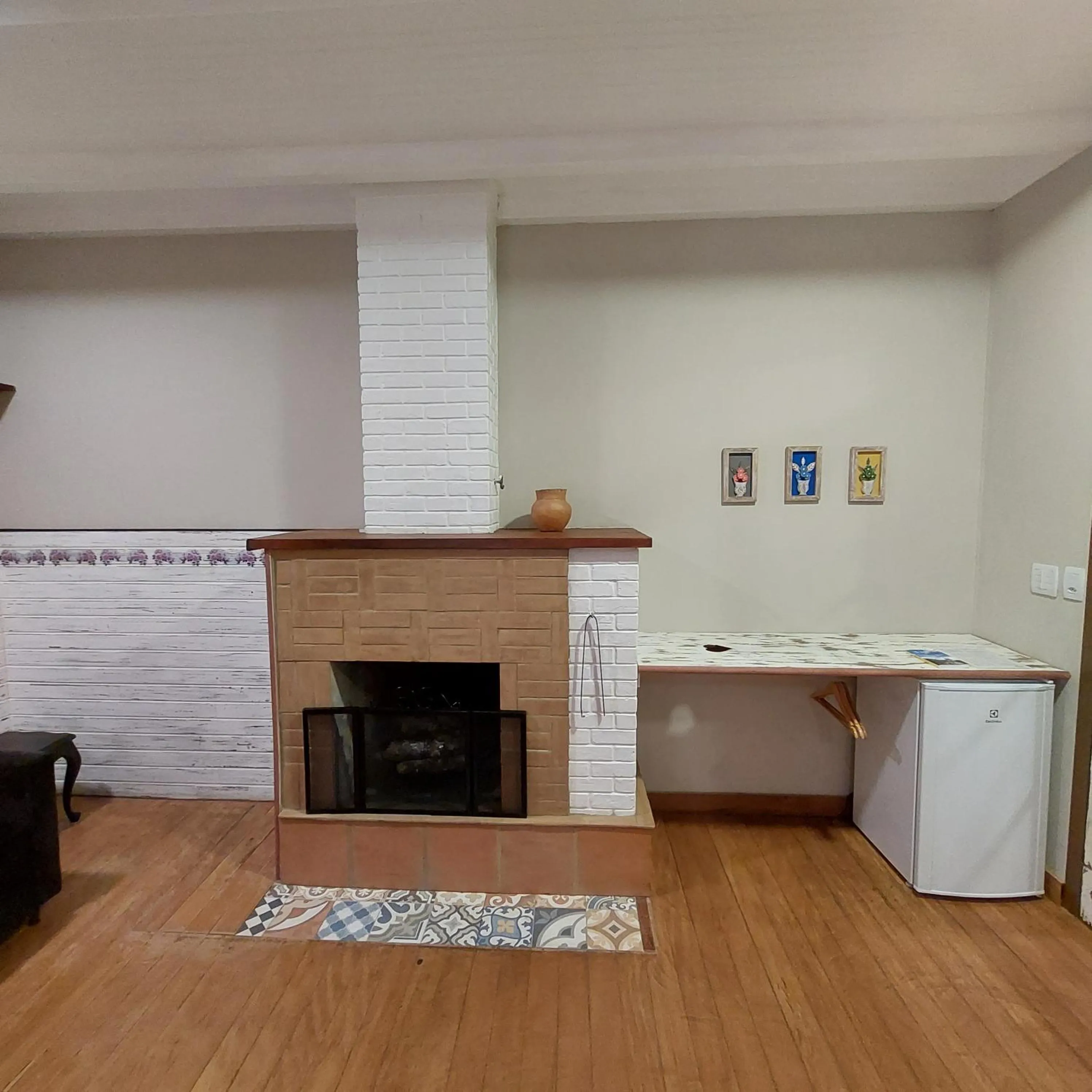 flat iron in Casa no Céu