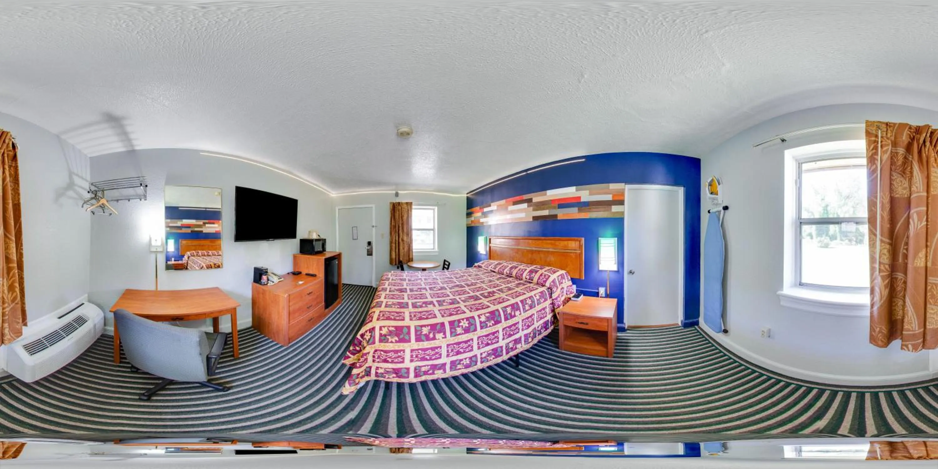 Bed in Scottish Inns Collinsville - Martinsville