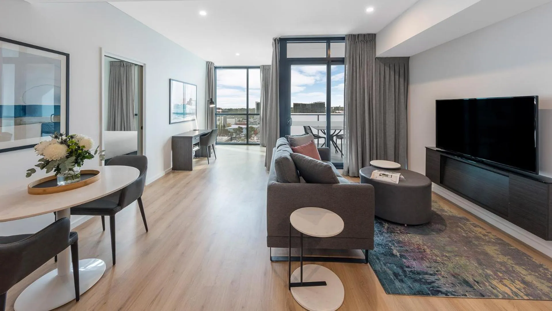 TV and multimedia in Avani Adelaide Residences