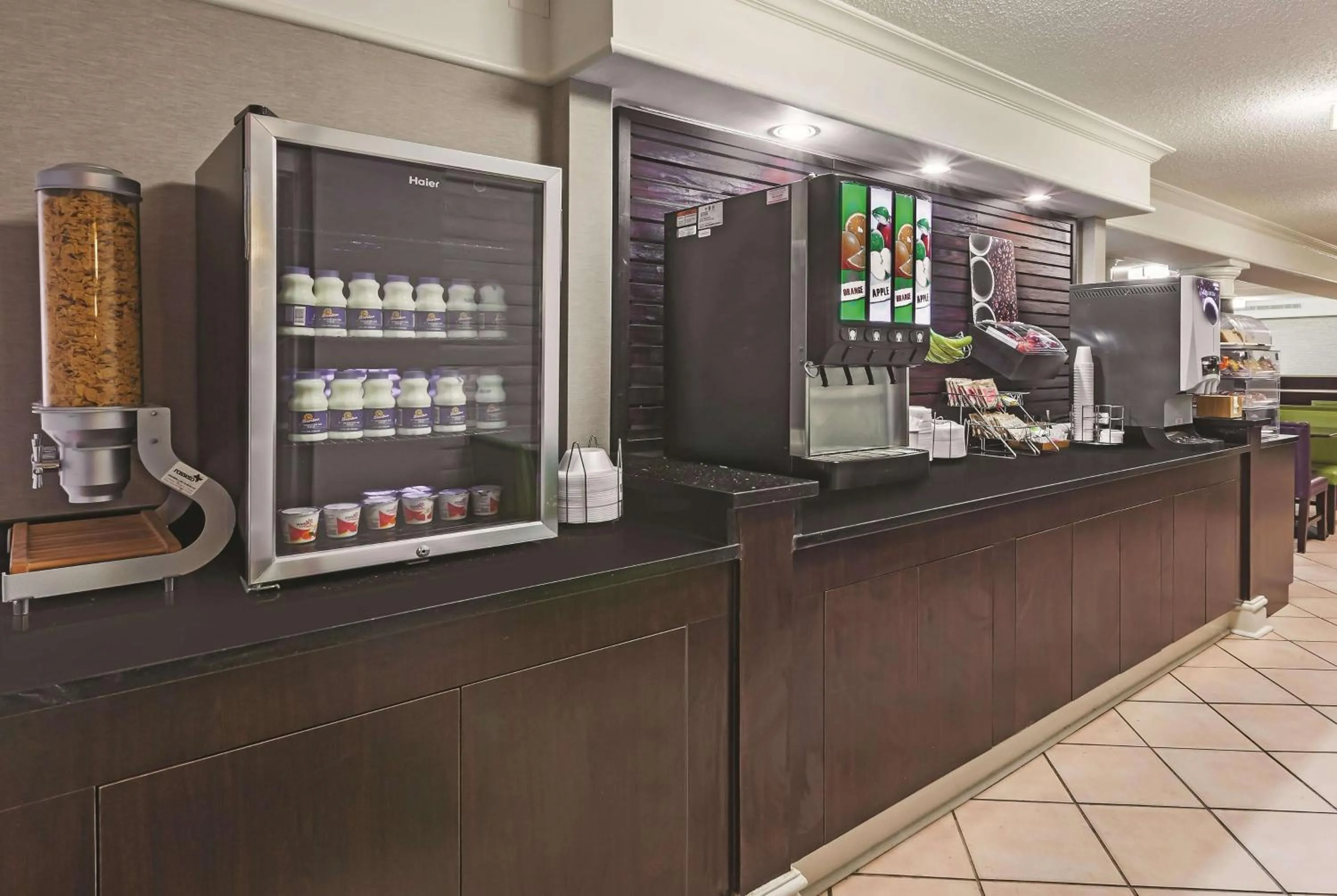 Restaurant/places to eat in Travelodge by Wyndham Houston Cy-Fair