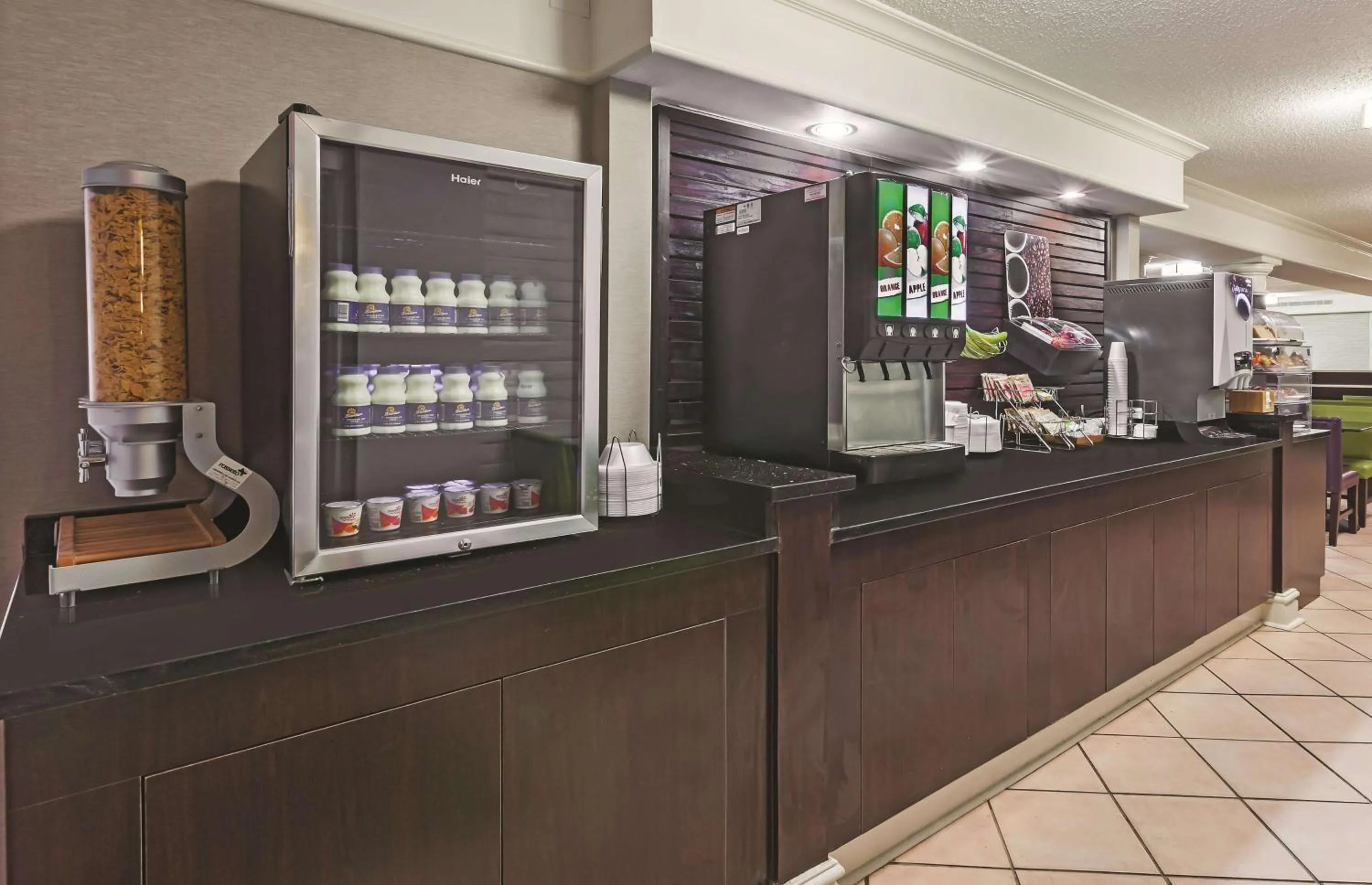 Restaurant/places to eat in Travelodge by Wyndham Houston Cy-Fair