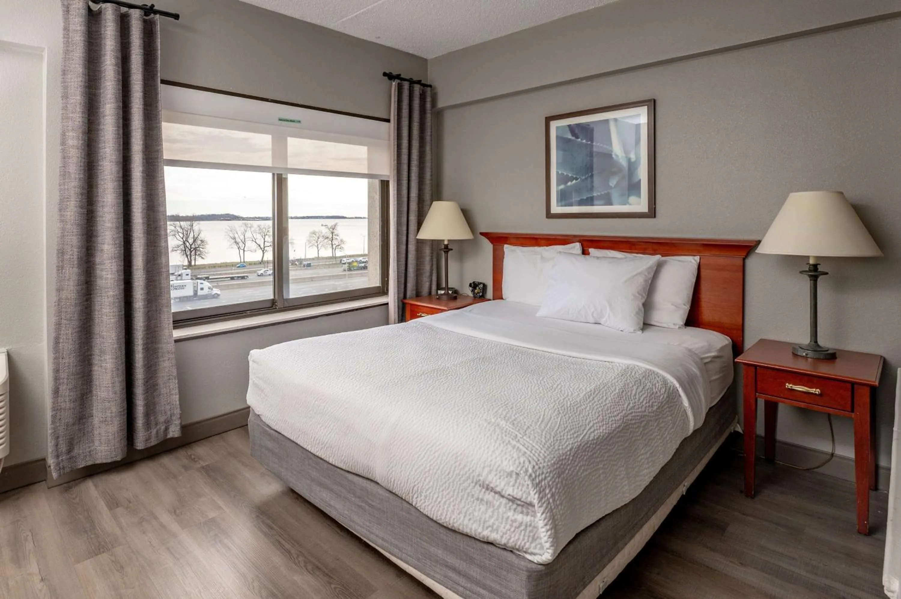 Photo of the whole room, Bed in La Quinta by Wyndham New Haven